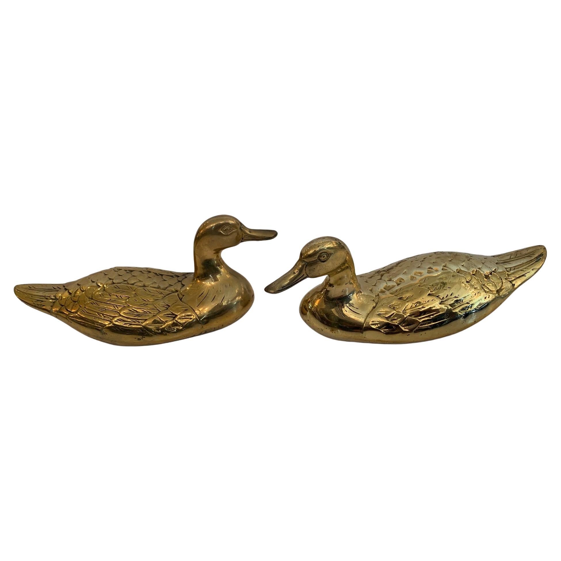 Charming Pair of Vintage Cast Brass Ducks For Sale