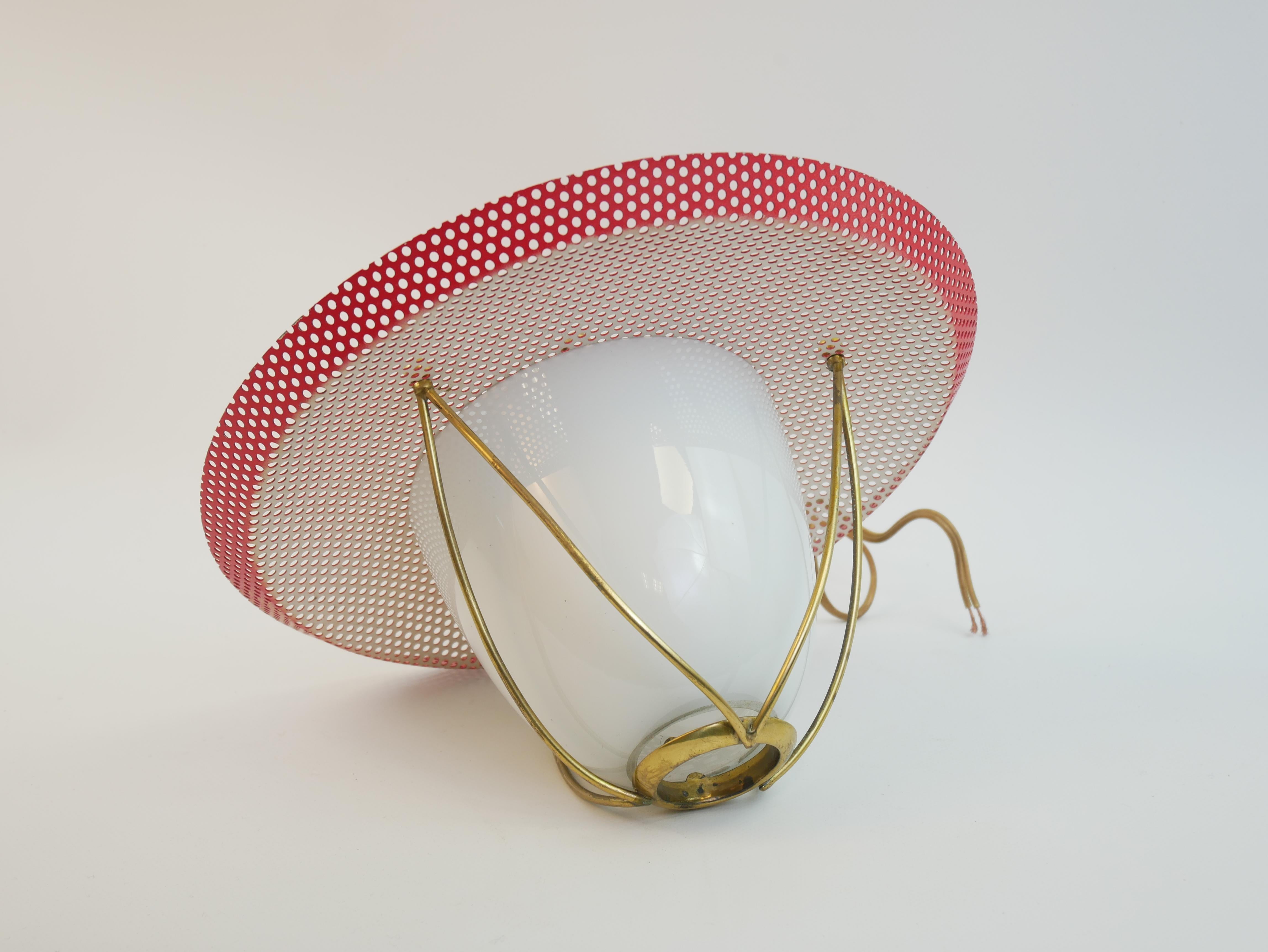 Incantevole lampada a sospensione nello stile di Mathieu Mategot circa 1950 in vendita 3