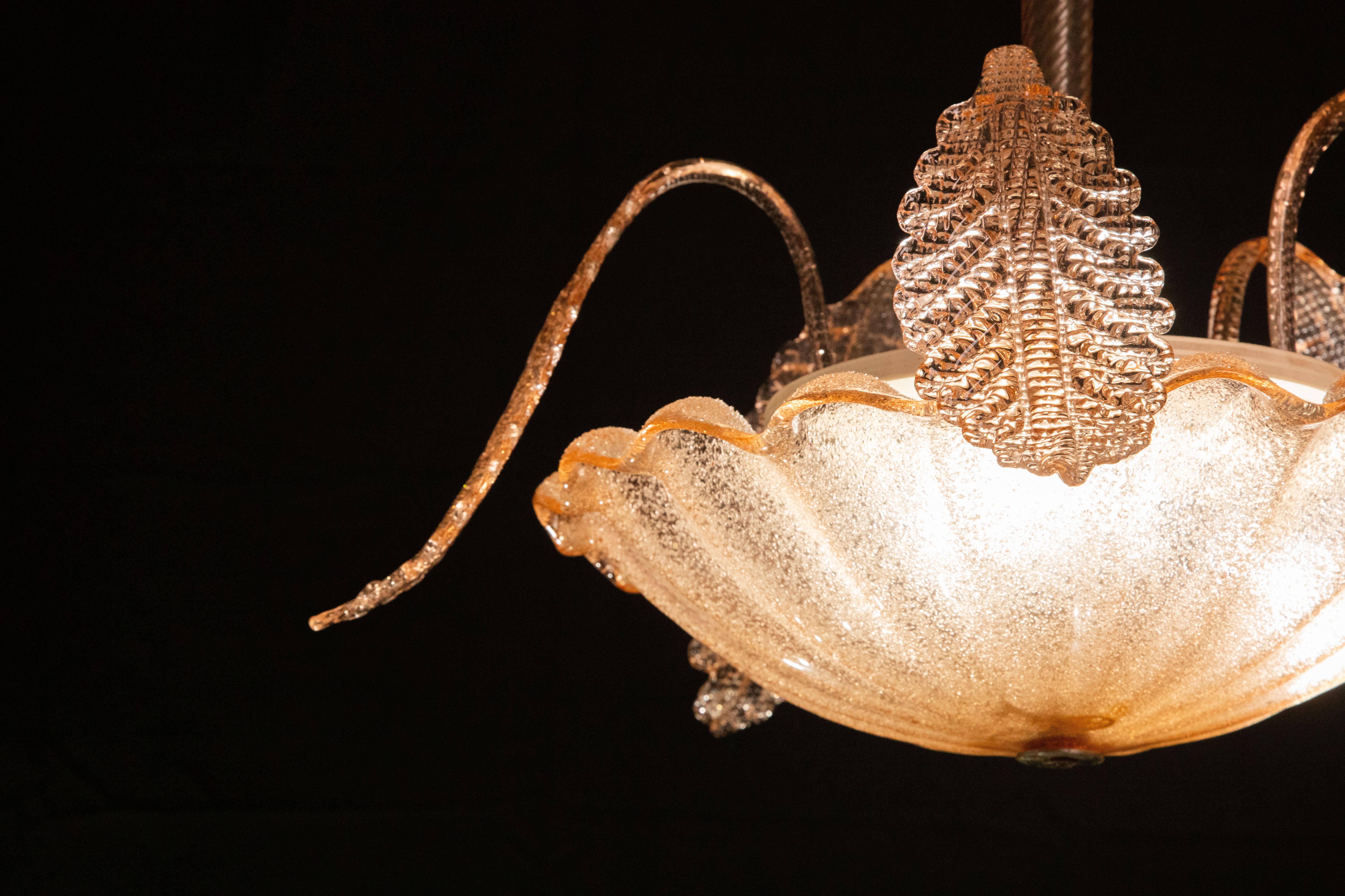 Splendid Murano chandelier made by the Barovier and Toso glassworks in the 1940s, rare 