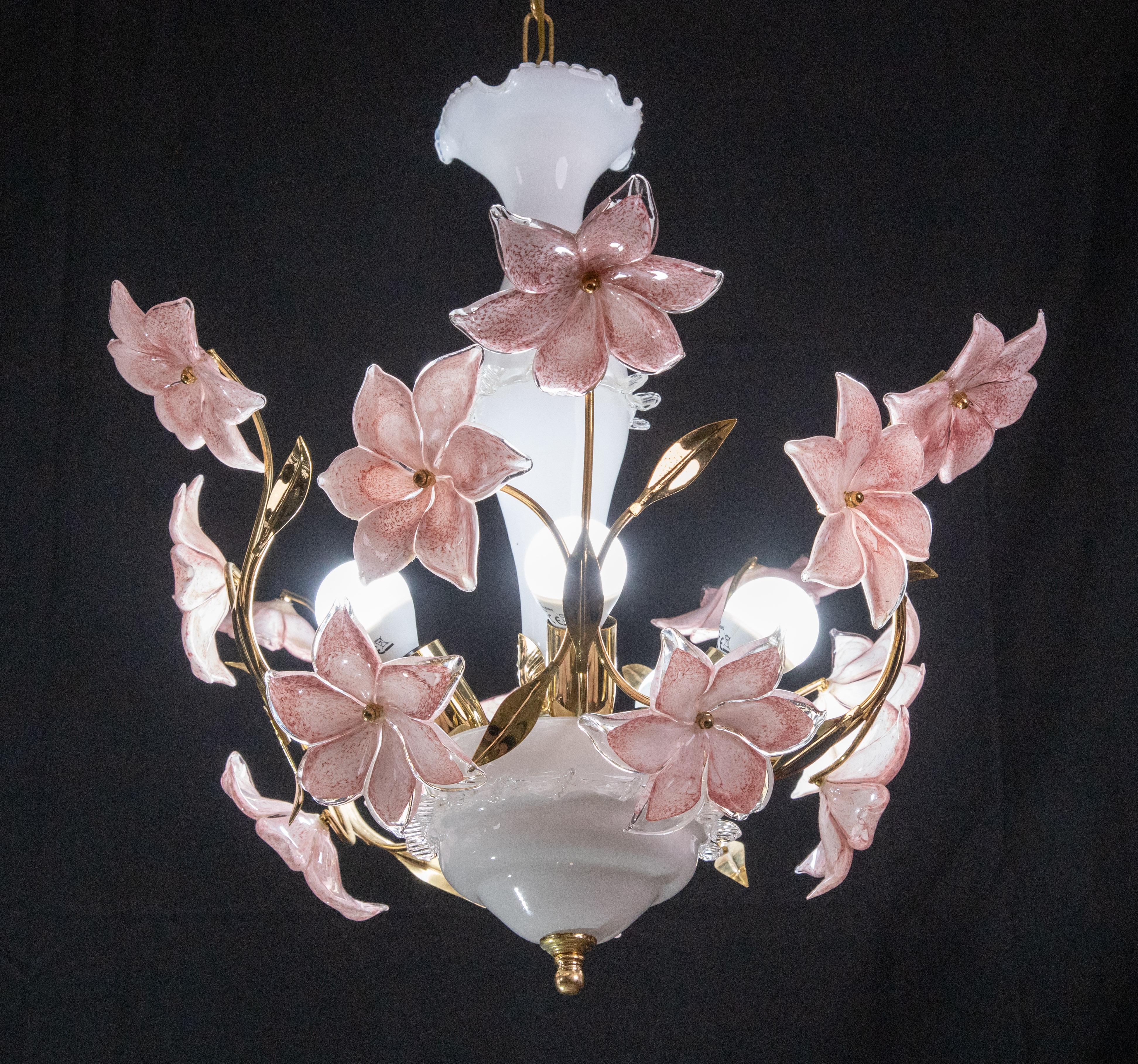 Late 20th Century Charming Pink Flowers Murano Chandelier, 1970s For Sale