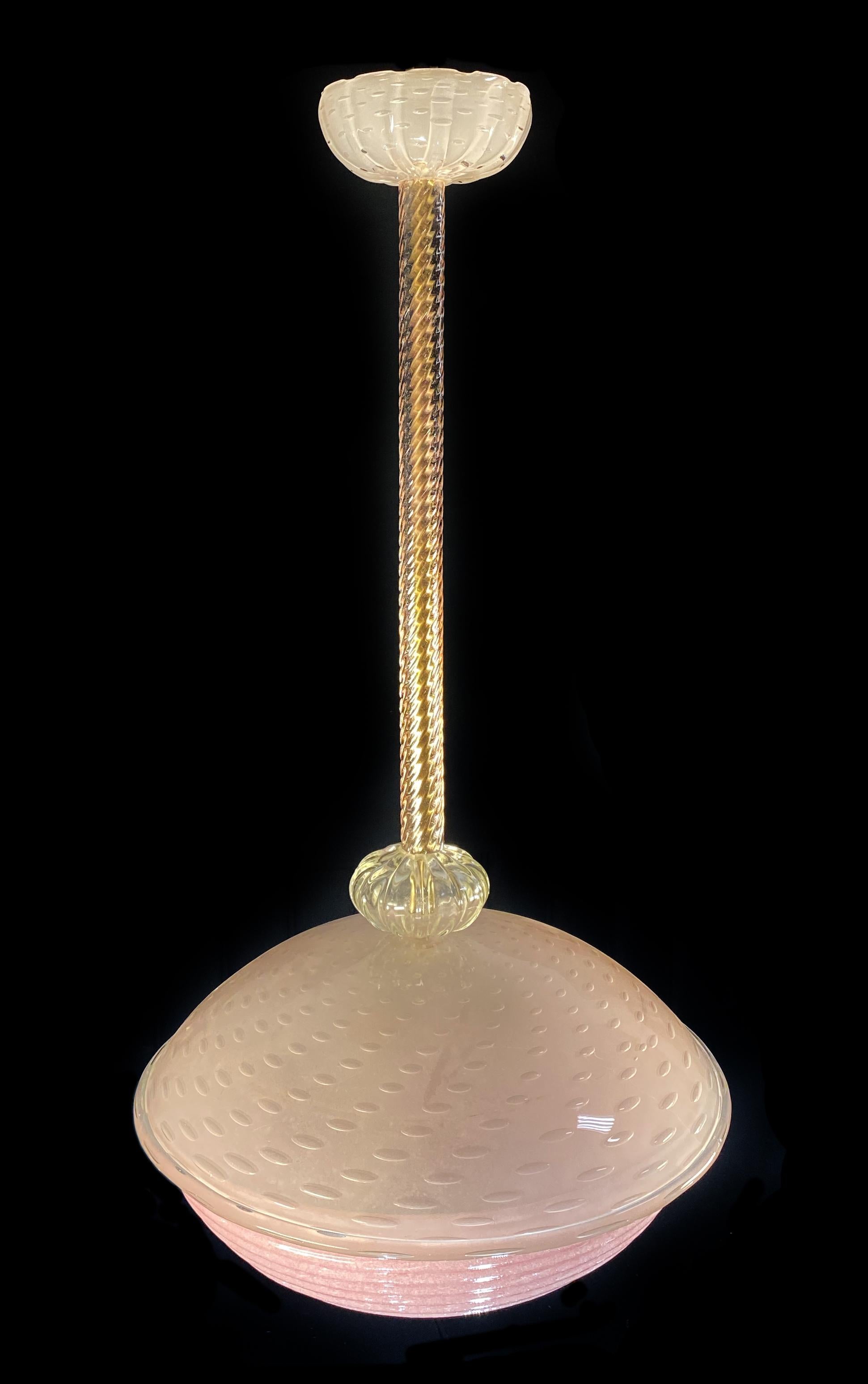 Charming Pink Glass Lantern Chandelier by Barovier & Toso, Murano, 1940 In Excellent Condition For Sale In Budapest, HU