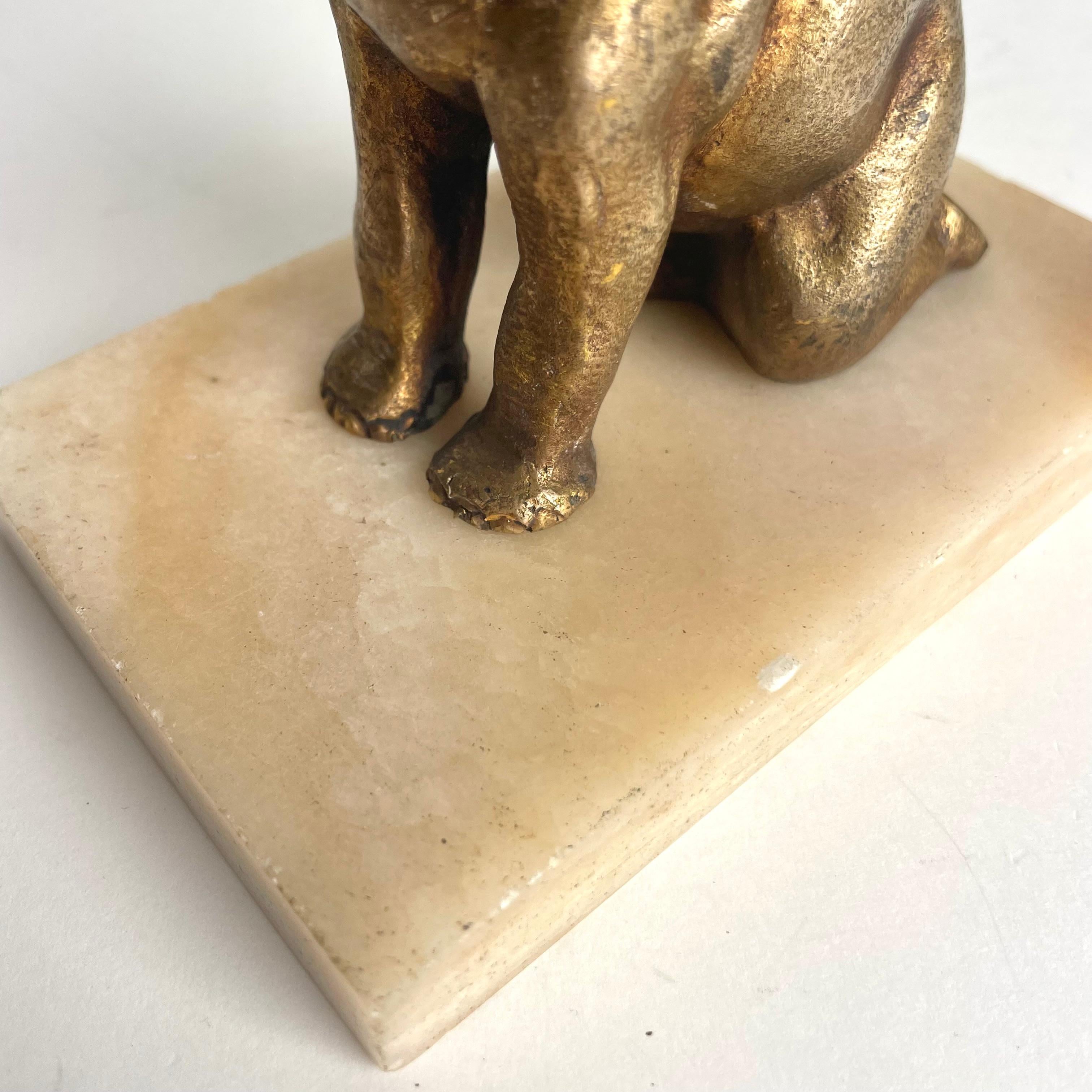 Incantevole supporto per orologi da tasca a forma di elefante. Art Deco, anni '30 in vendita 4