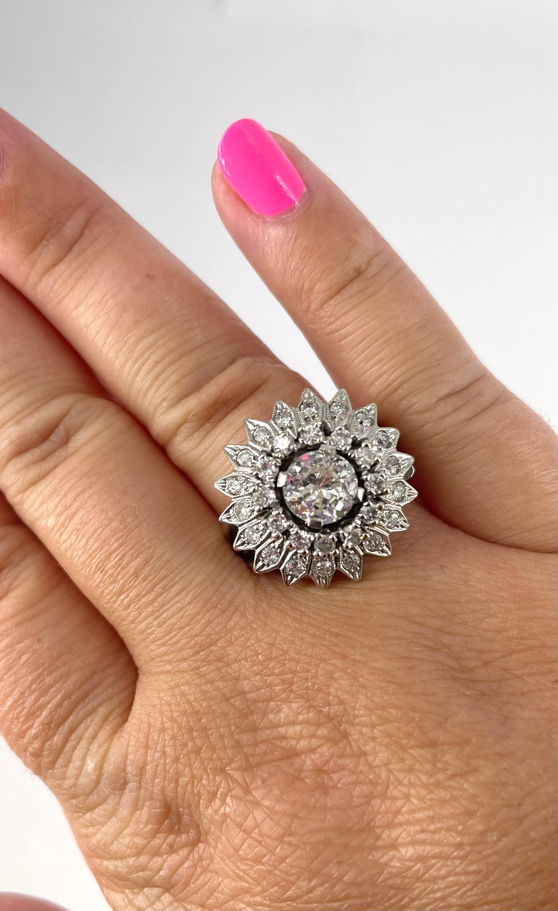 Women's Vintage Starburst Cocktail Ring with 1.50 carat Round Diamond in Platinum For Sale