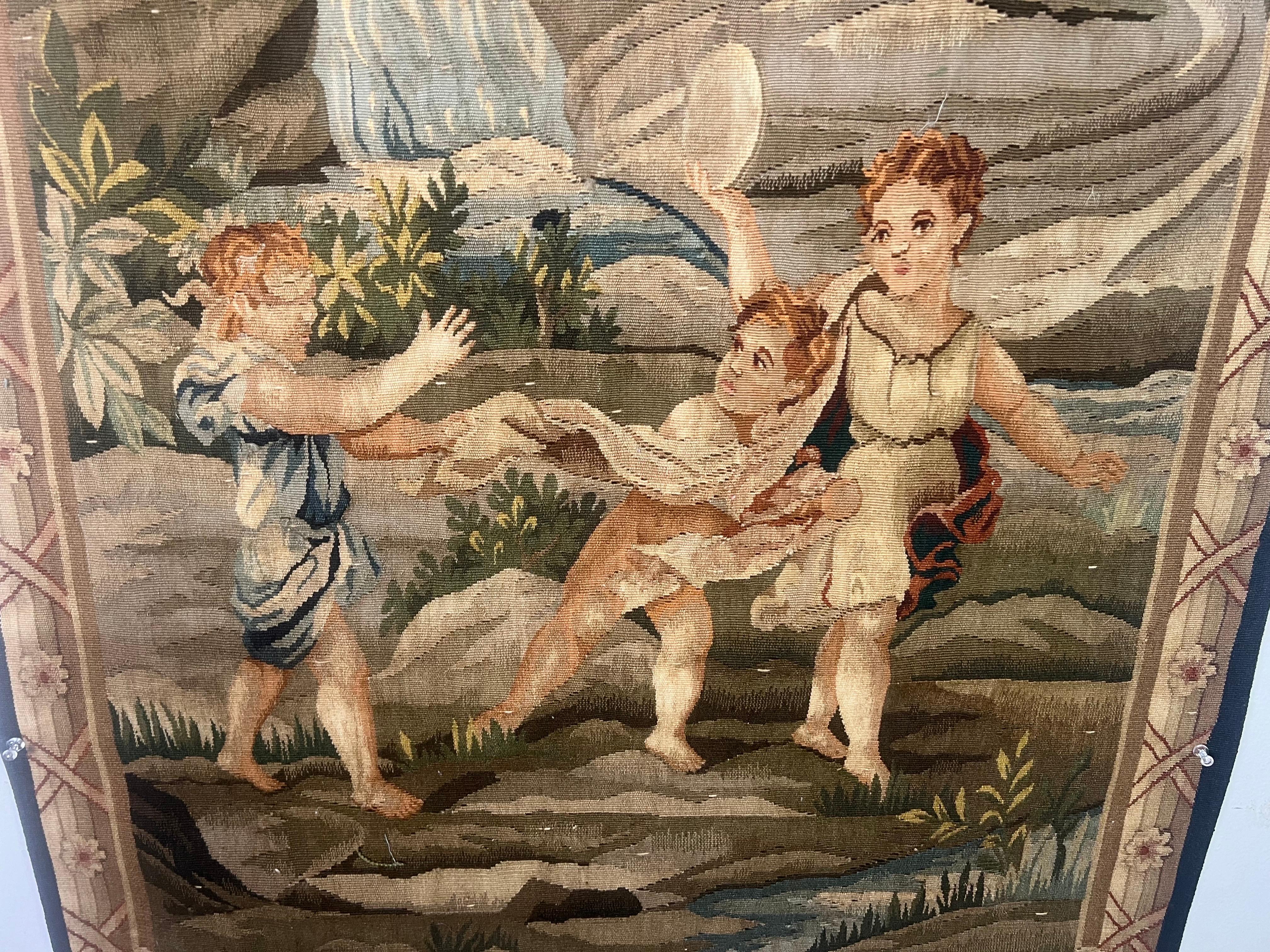 Romantischer französischer Wandteppich aus dem frühen 19. Jahrhundert mit Charme  (Handgewebt) im Angebot