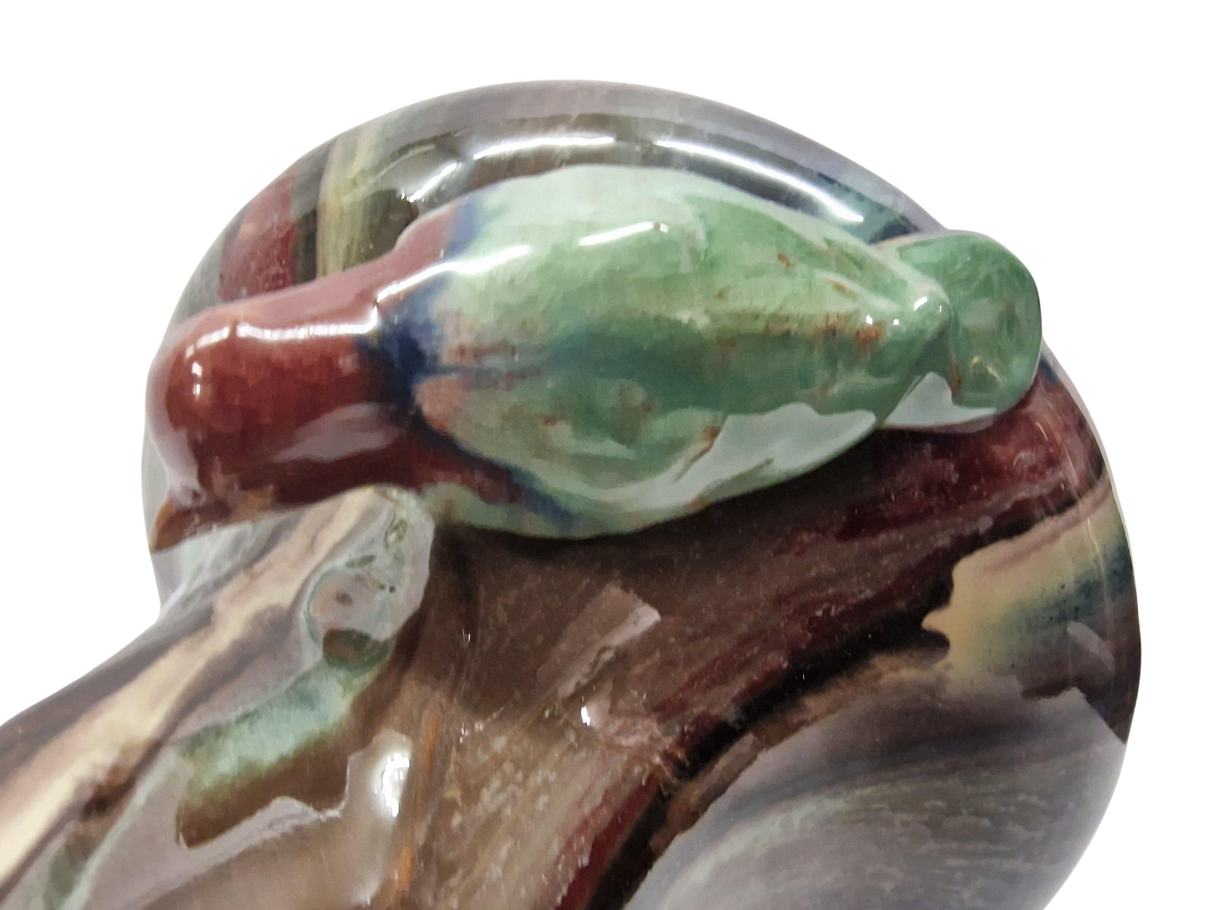 Grazioso vaso con smalto a correre e motivi scultorei di uccelli, Art Déco, anni '20, Francia In condizioni ottime in vendita a Wien, AT
