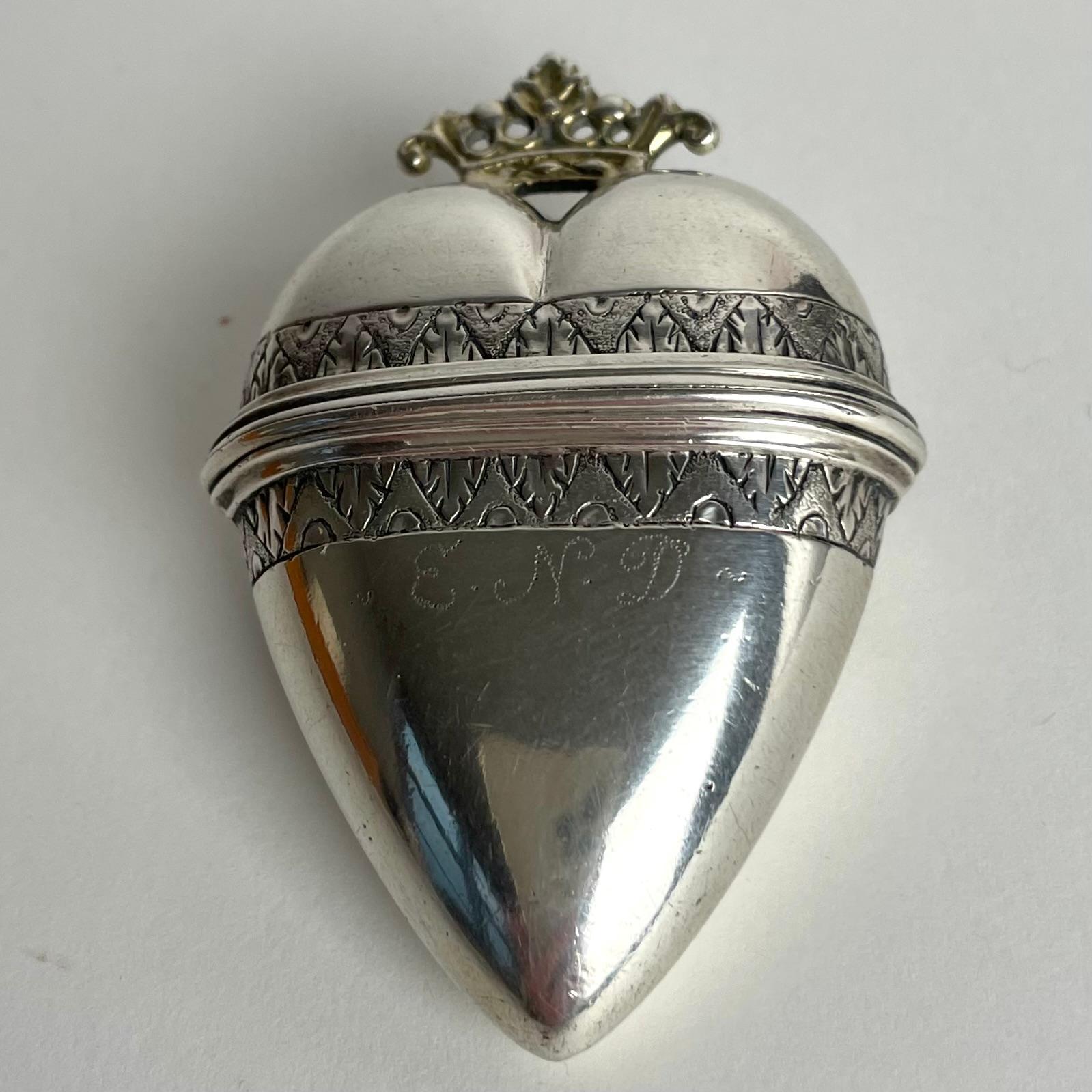 Danish Charming Scent Box in silver with gilded crown. Louis XVI from late 18th Century For Sale