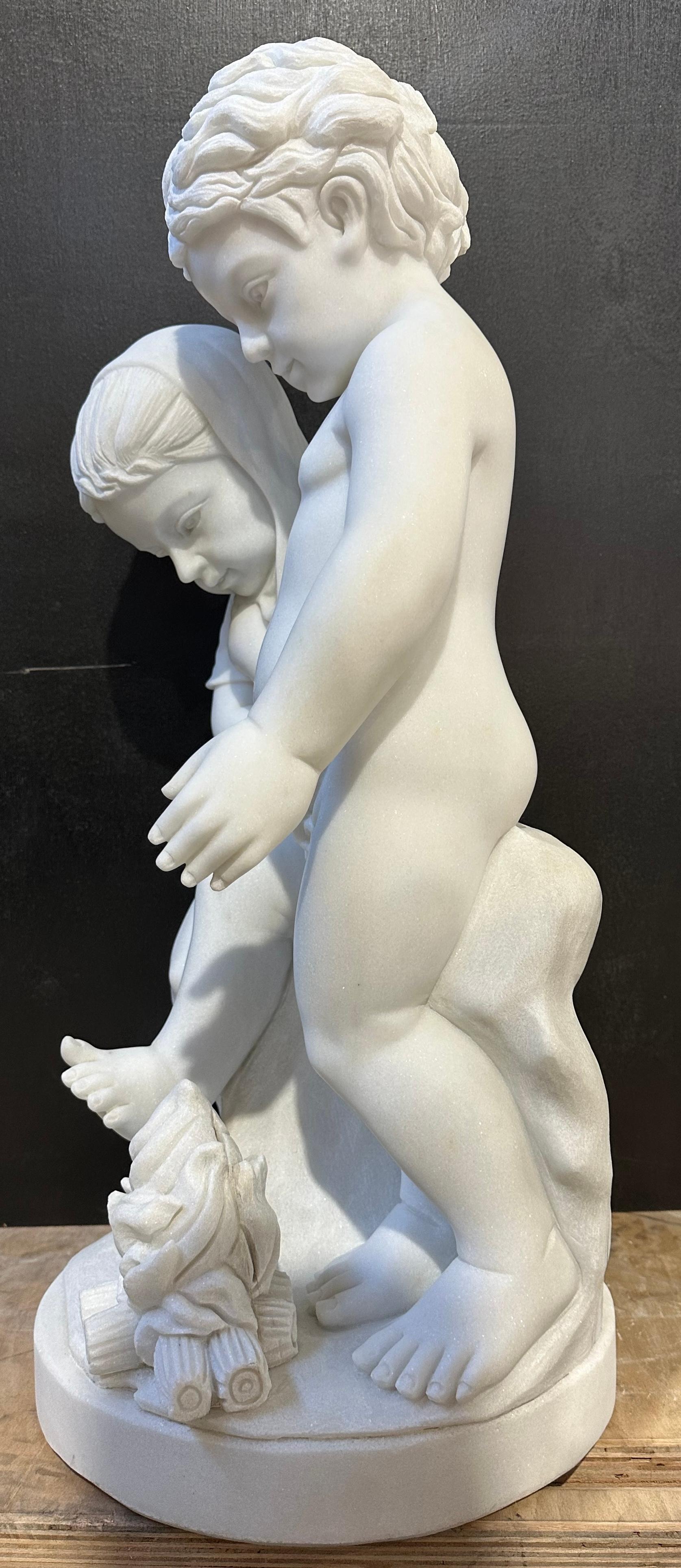 Hand-Carved Charming Sculpture of Two Putti In Marble  For Sale
