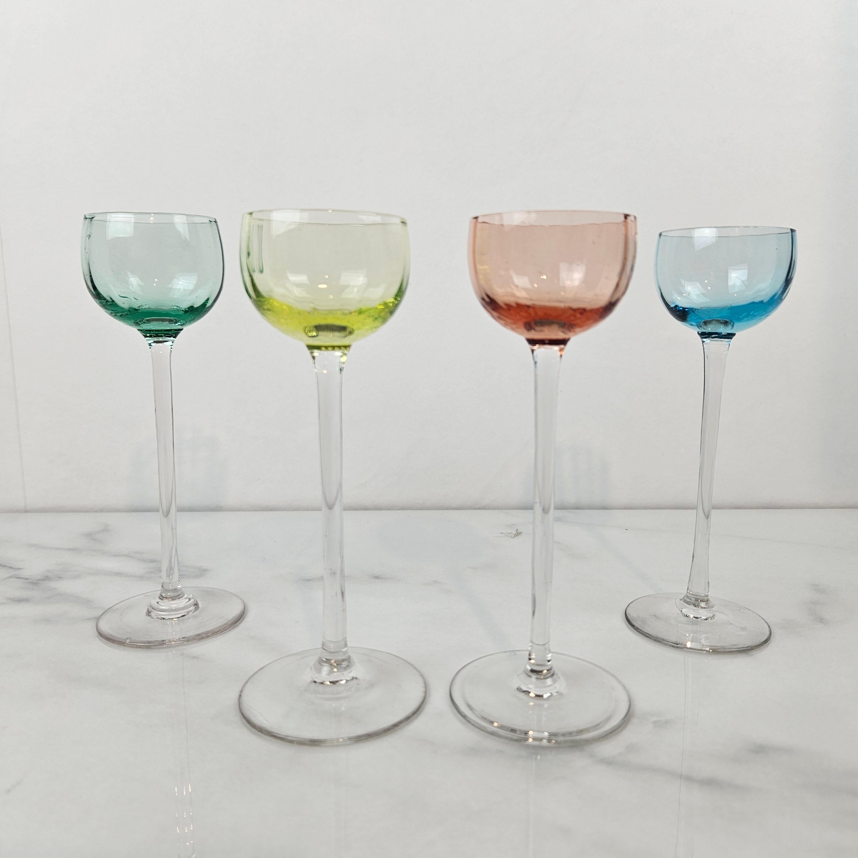 Hand-Crafted Charming Set of 4 Colored Ribbed Liqueur Glasses With Long Stem, Ca. 1920 For Sale