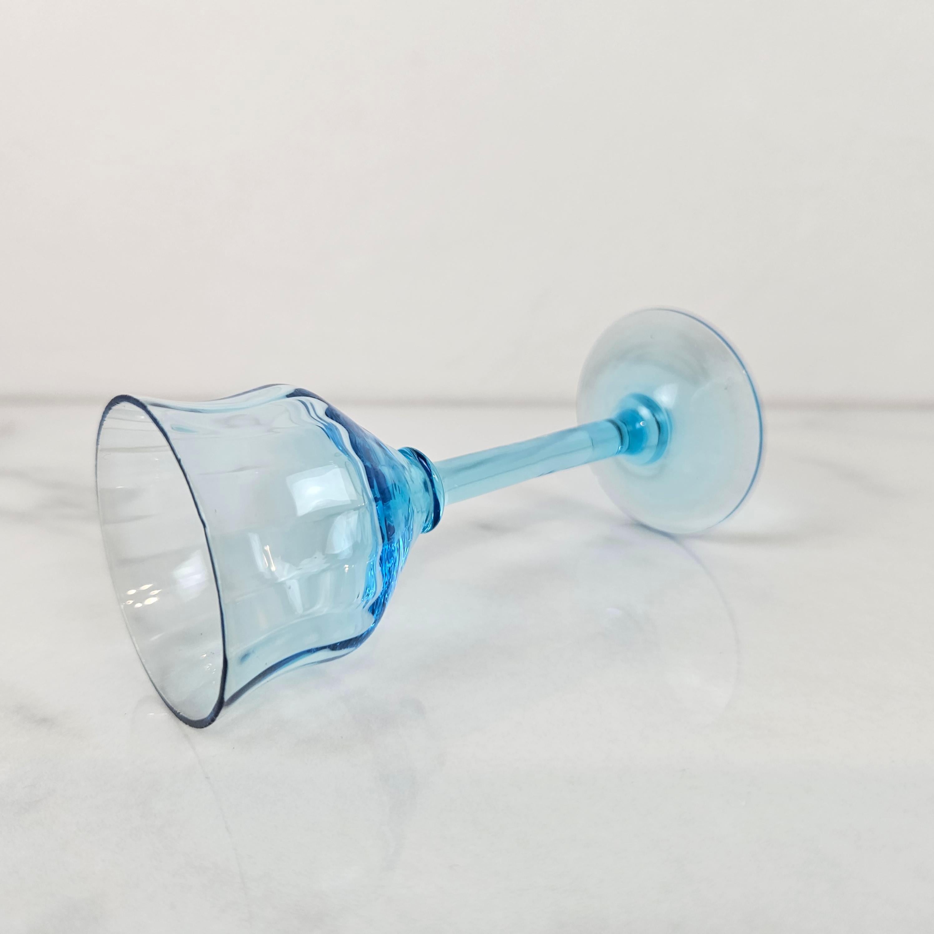 Charming Set of 5 Hand-Blown Full Colored Ribbed Liqueur Glasses, Ca. 1920 For Sale 1