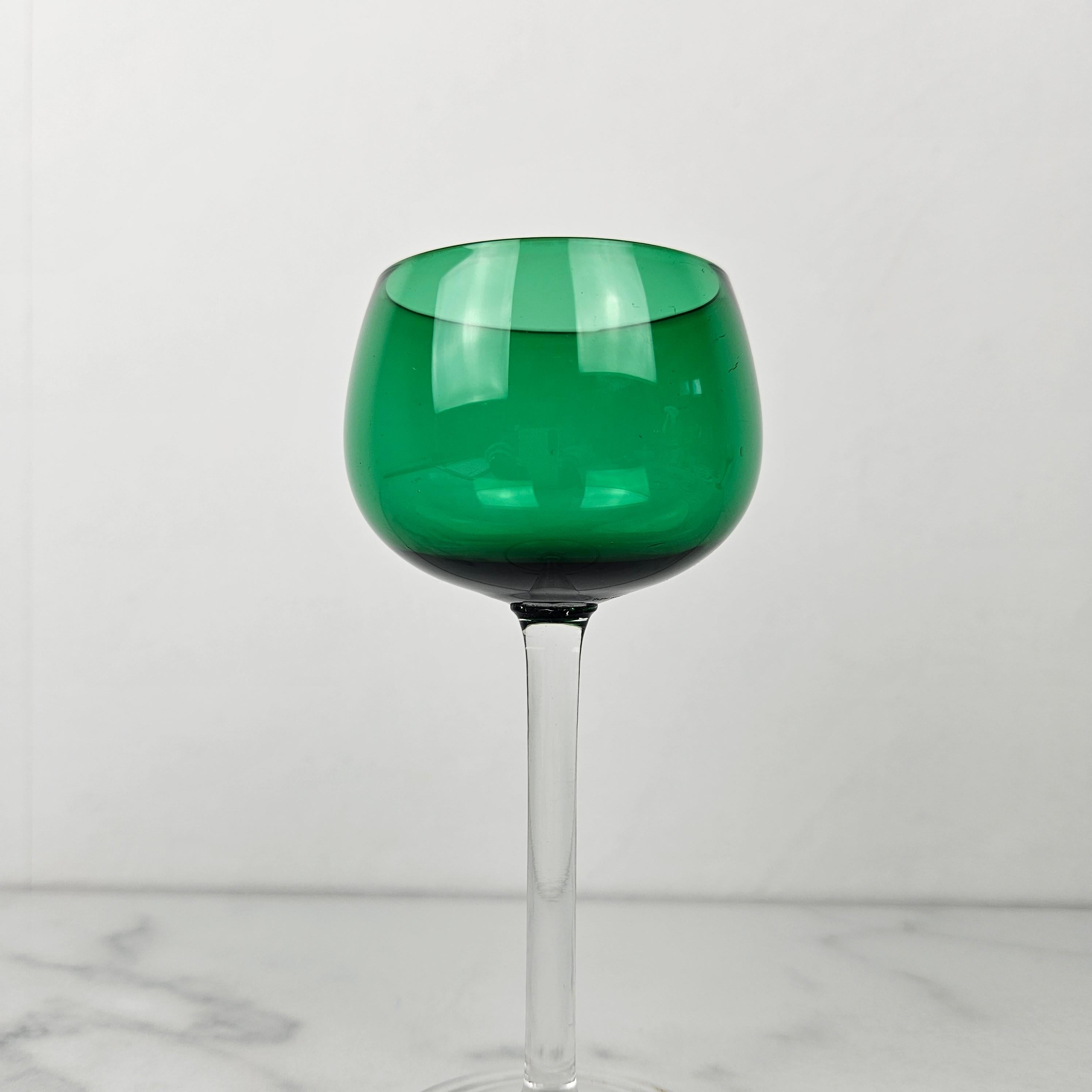Charming Set of 5 Multicolored Antique French Hand-Blown Wine Glasses In Good Condition For Sale In Oud Beijerland, NL