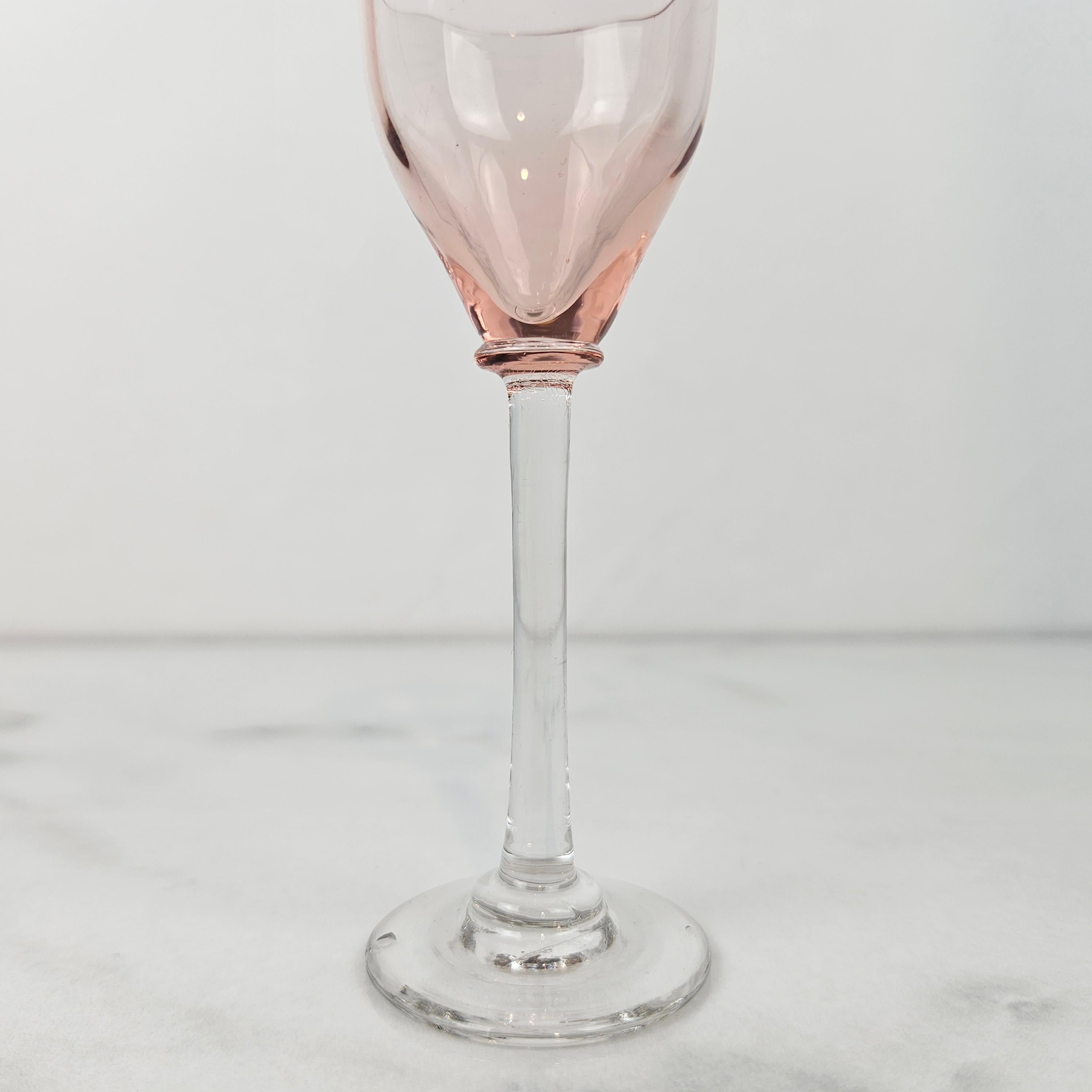 Charming Set of 6 Colored Liqueur Glasses With Slender Stem, Ca. 1920 im Angebot 2