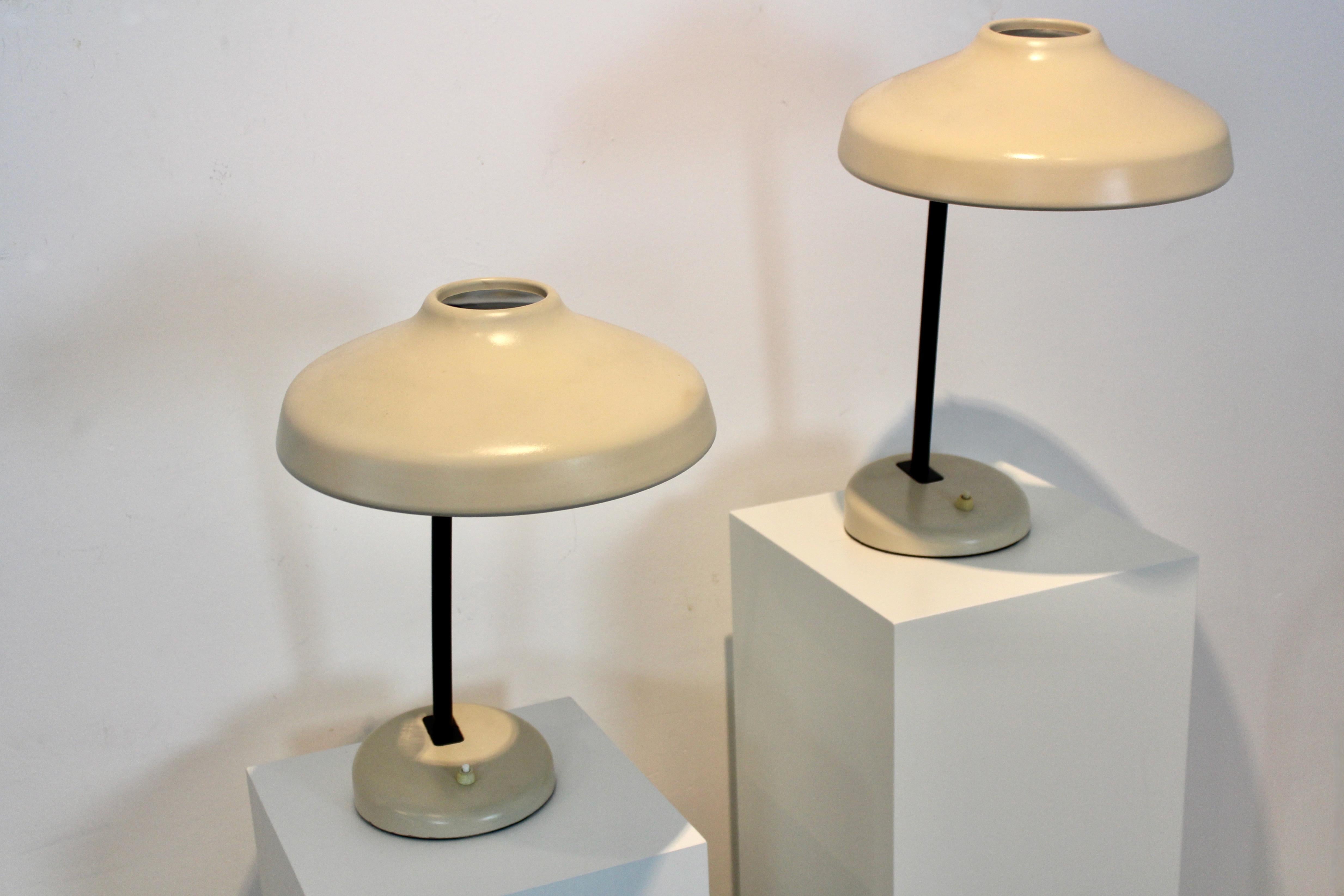 Charming Set of Adjustable Hemi Desk or Table Lamps, Sweden, 1960s In Good Condition For Sale In Voorburg, NL