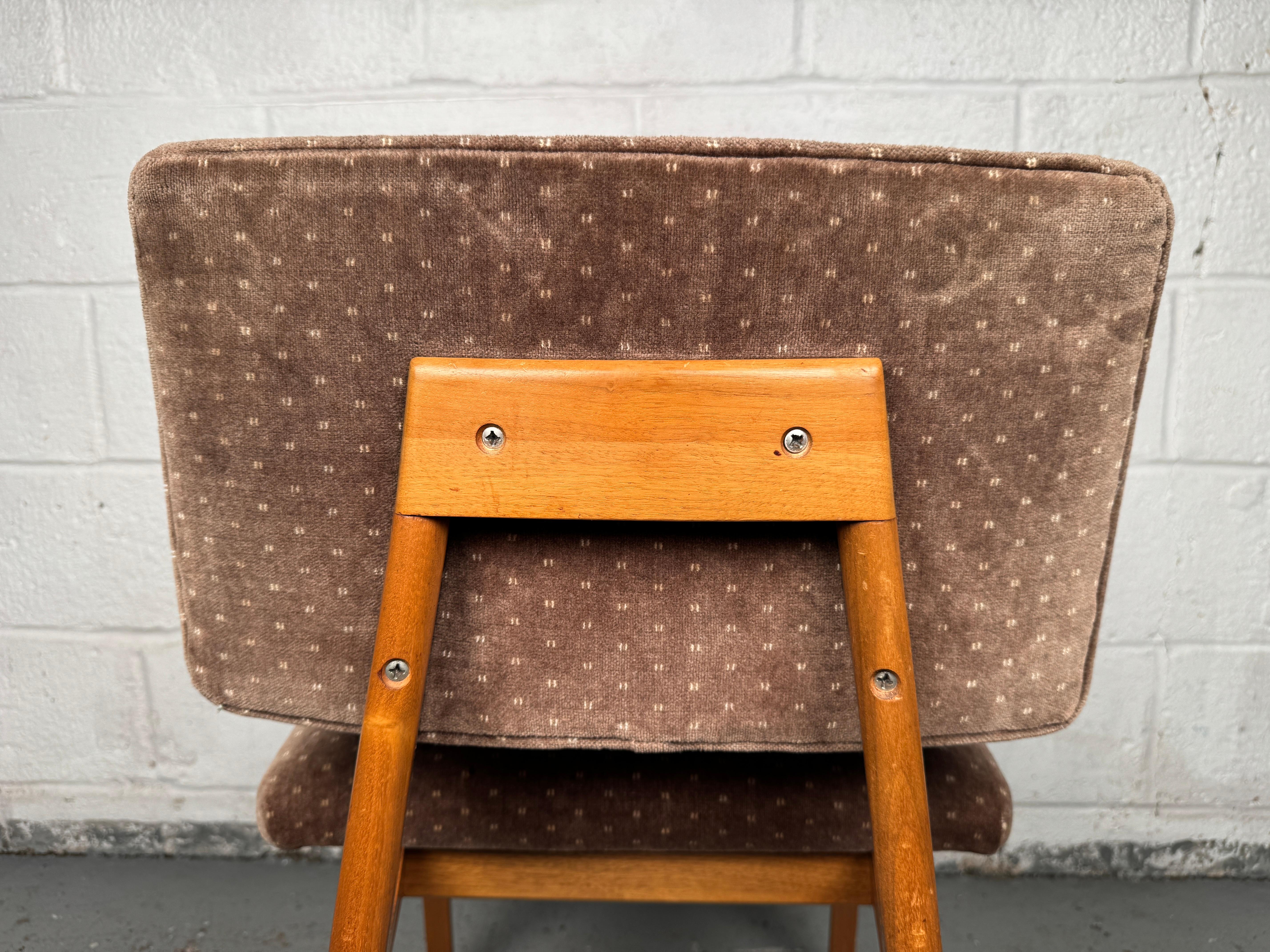 Charming Set of Eight Mid-Century Dining Chairs For Sale 12