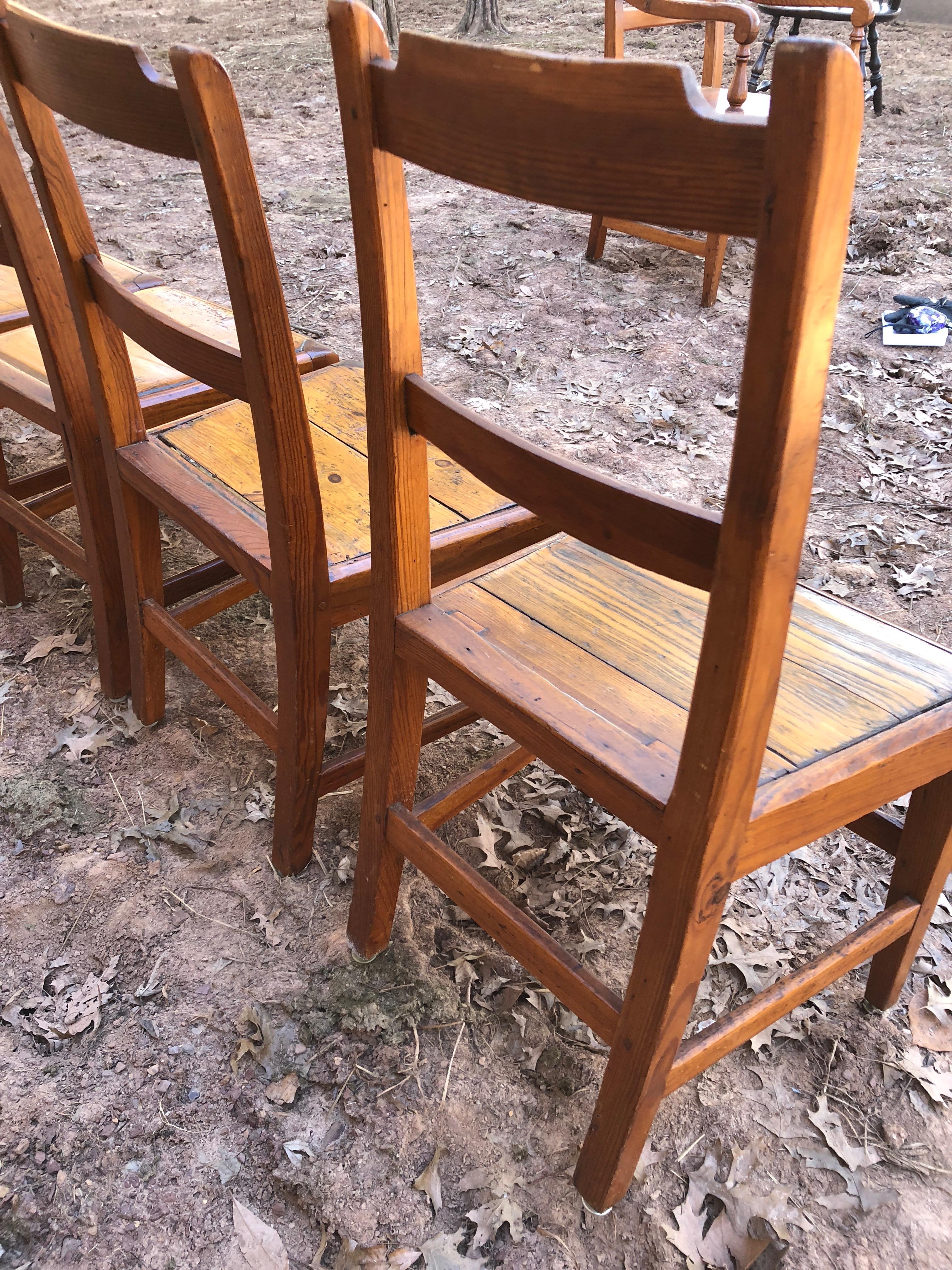 American Charming Set of Farmhouse Rustic Honey Colored Pine Dining Chairs
