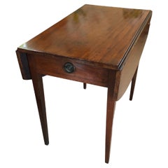 Antique Charming Sheraton Pembroke Dropleaf Side Table