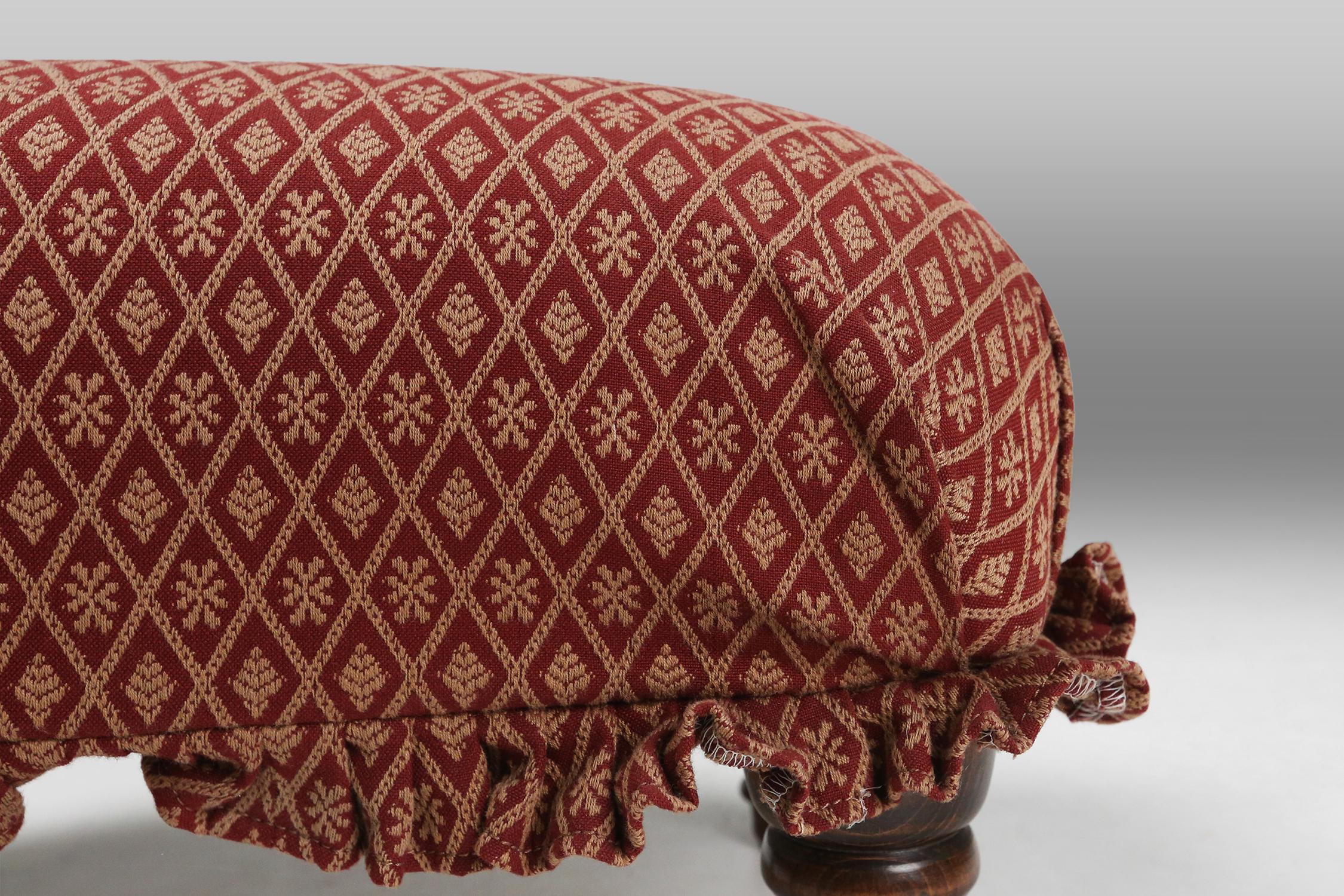 Fabric Charming small Art Deco footstool with attractive original upholstery, France, 1 For Sale