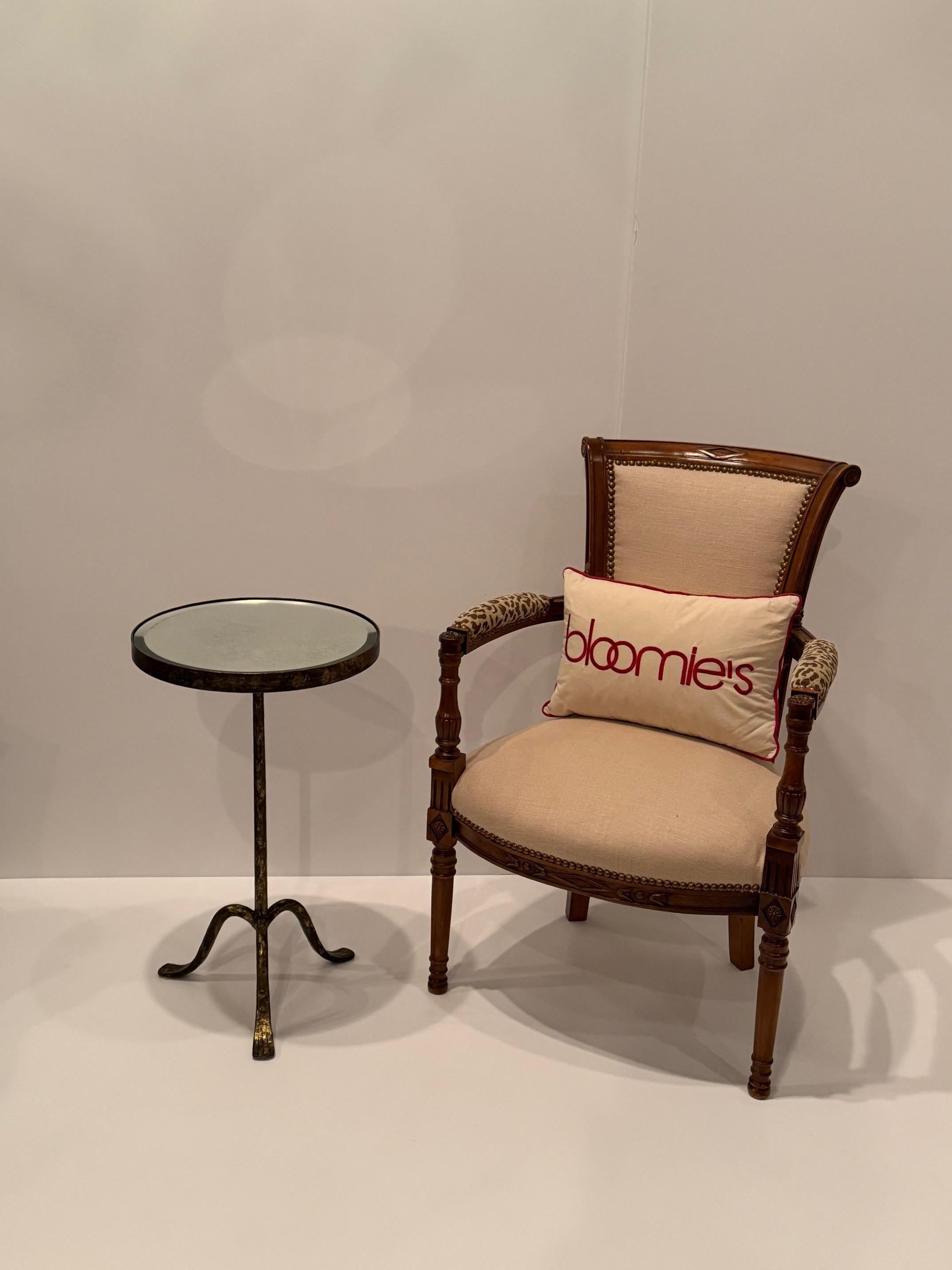 Charming Spanish Round Gilded Iron & Mirrored Martini Table For Sale 4