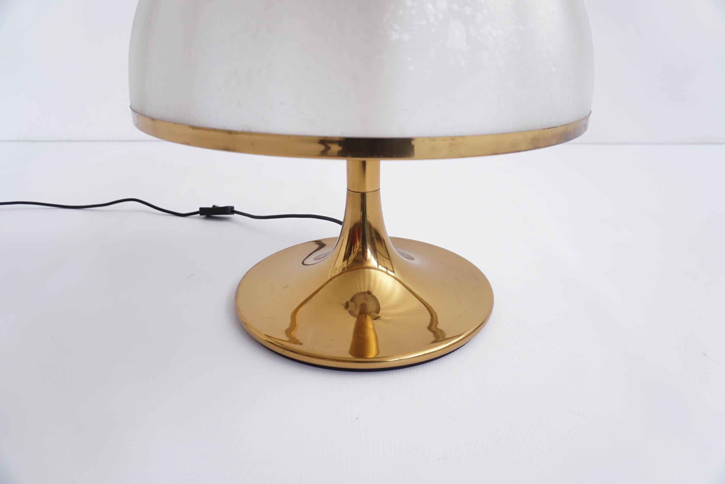 Late 20th Century Charming Table Lamp in Glass and Brass