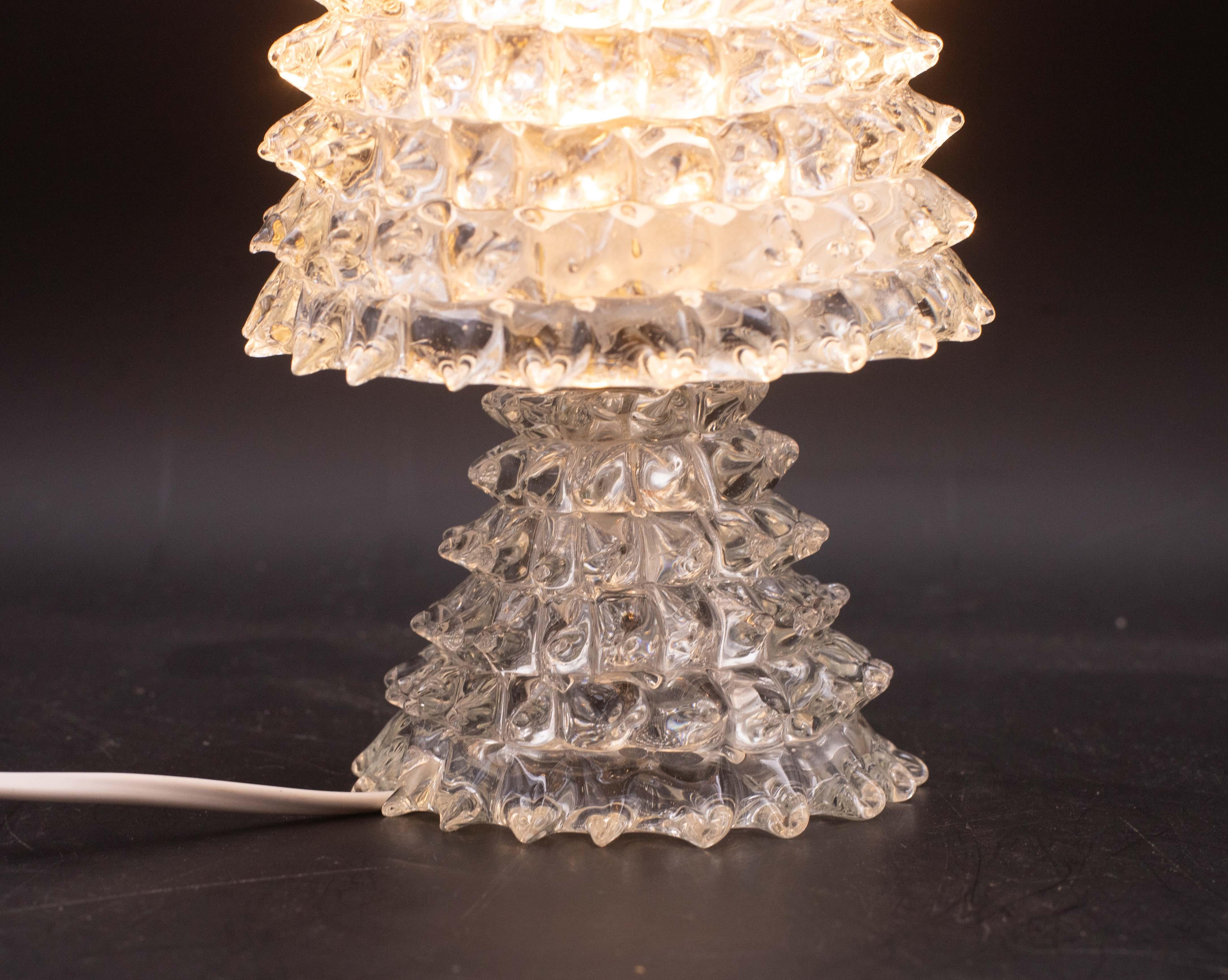 Lampada da tavolo di charme con vaso in vetro di Murano Rostrato per Barovier&Toso, anni '1950 in vendita 3