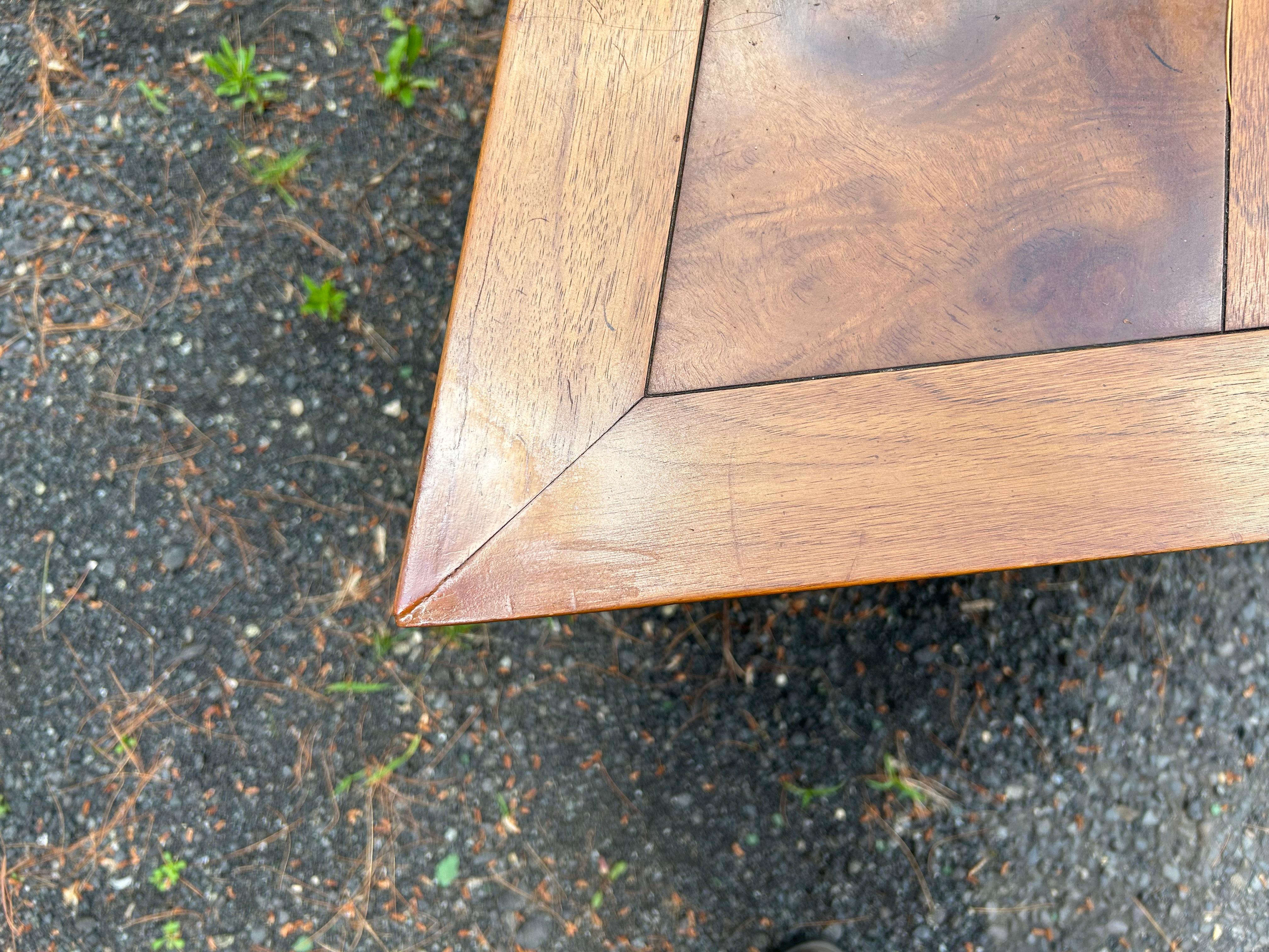 American Charming Trapezoid Shaped Tomlinson Sophisticate Side/End Table Mid-Century For Sale