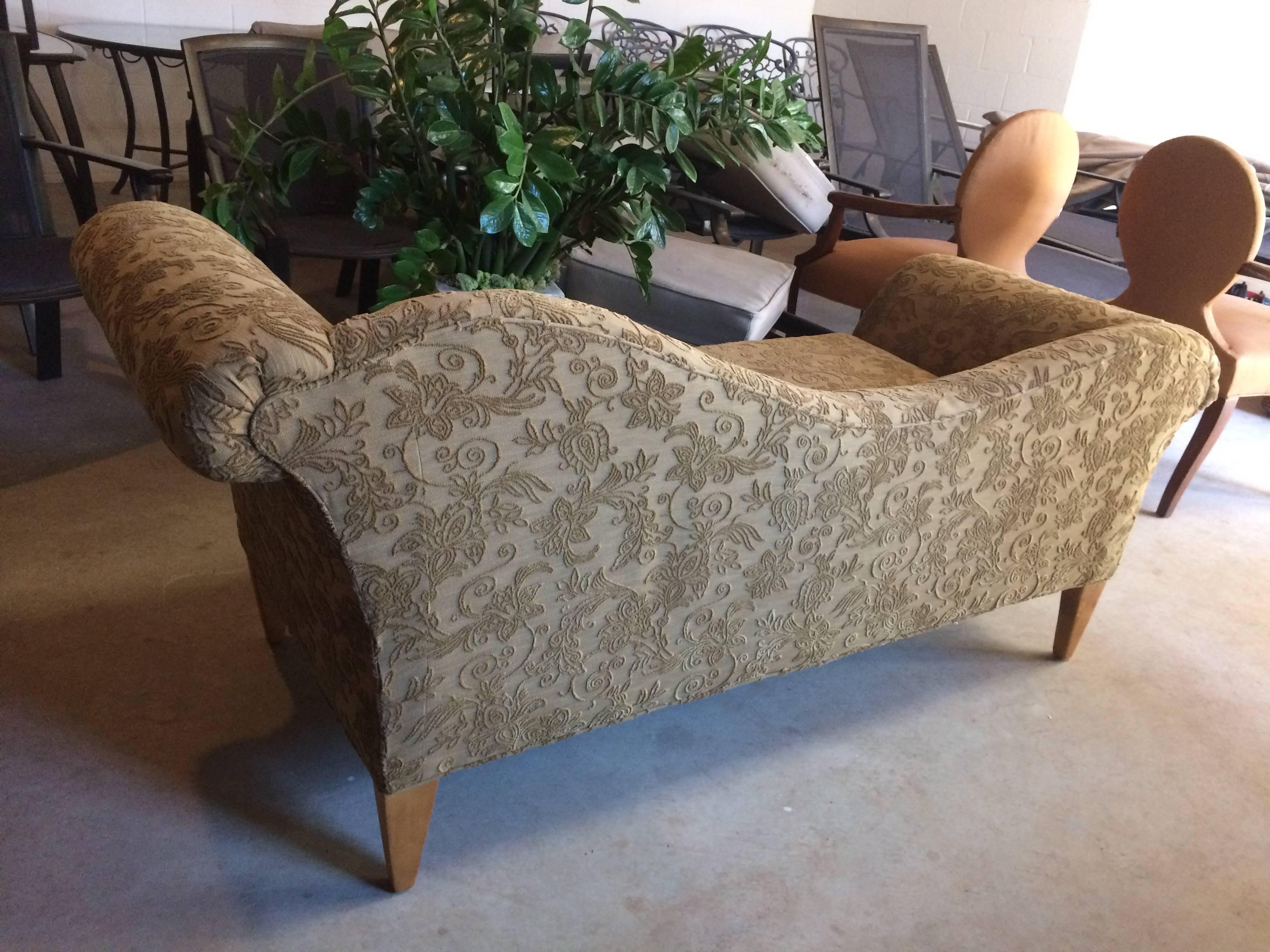 Charming Upholstered Recamier Style Sofa In Excellent Condition In Hopewell, NJ