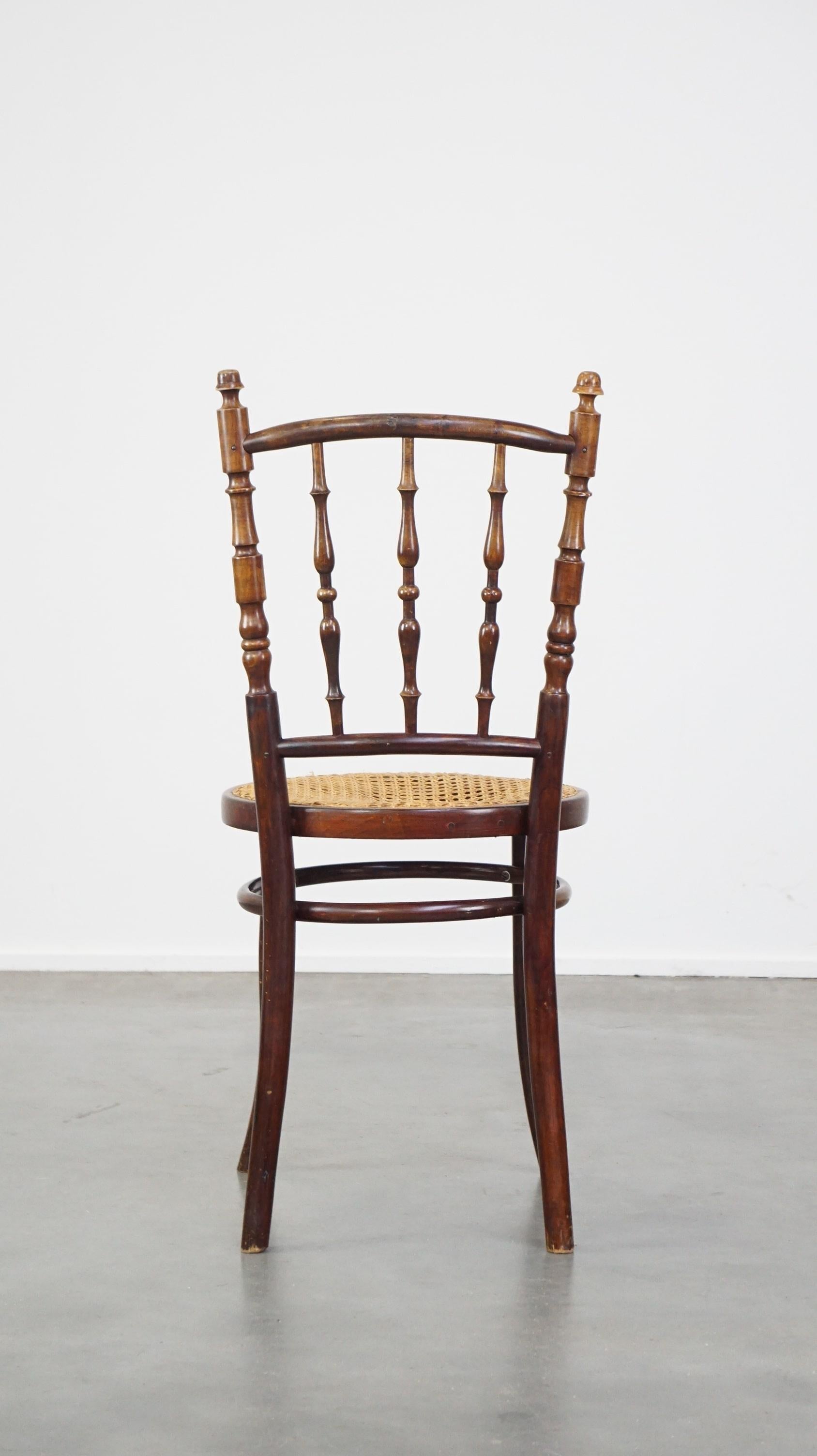 Charmanter, sehr eleganter Vintage-Esszimmer-/Bistrostuhl im Thonet-Design (Handgefertigt) im Angebot