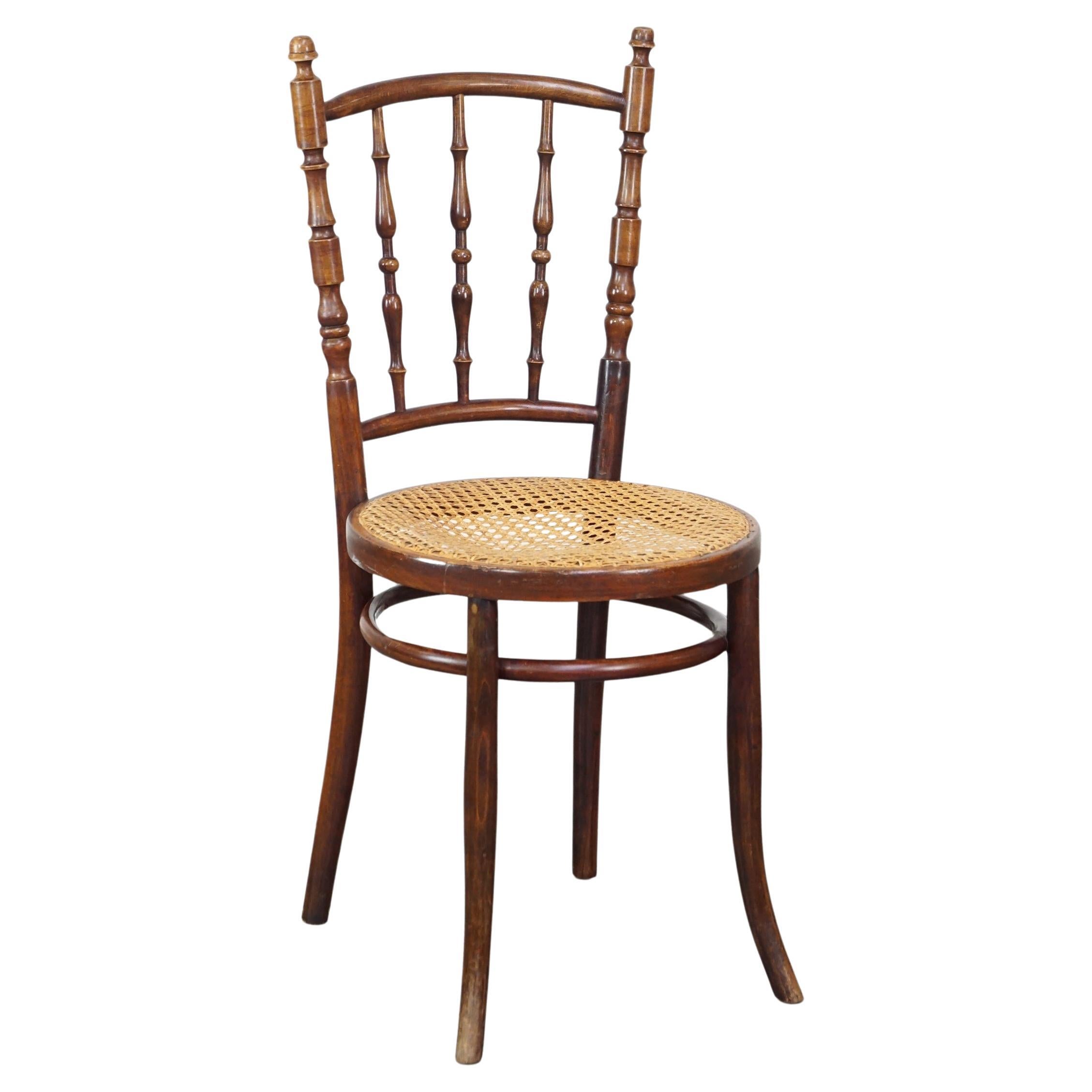 Charming, very elegant vintage Thonet design dining room/bistro chair