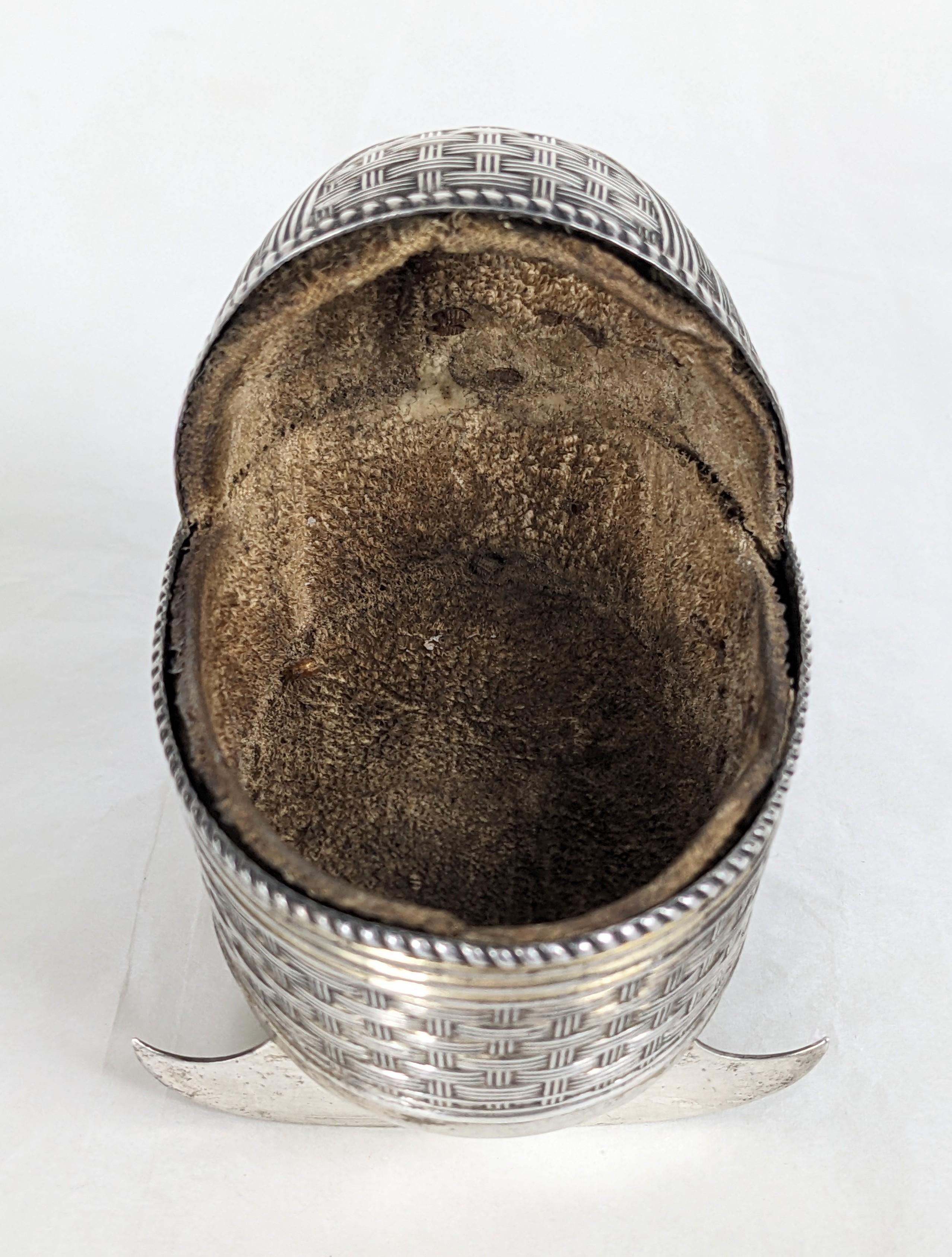 Charmante viktorianische Sterling Babywiege für Damen oder Herren im Angebot