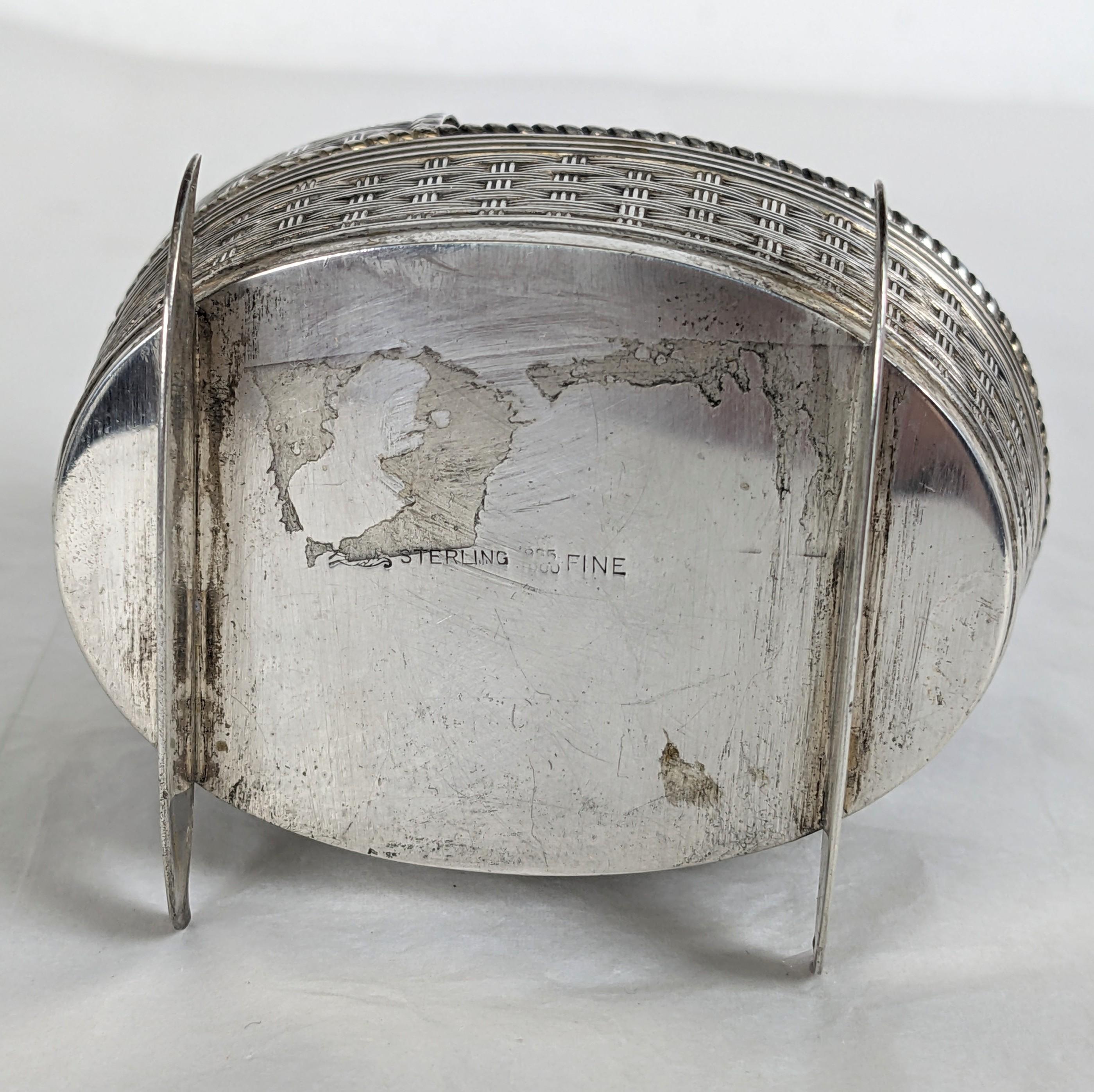 Charmante viktorianische Sterling Babywiege im Angebot 2