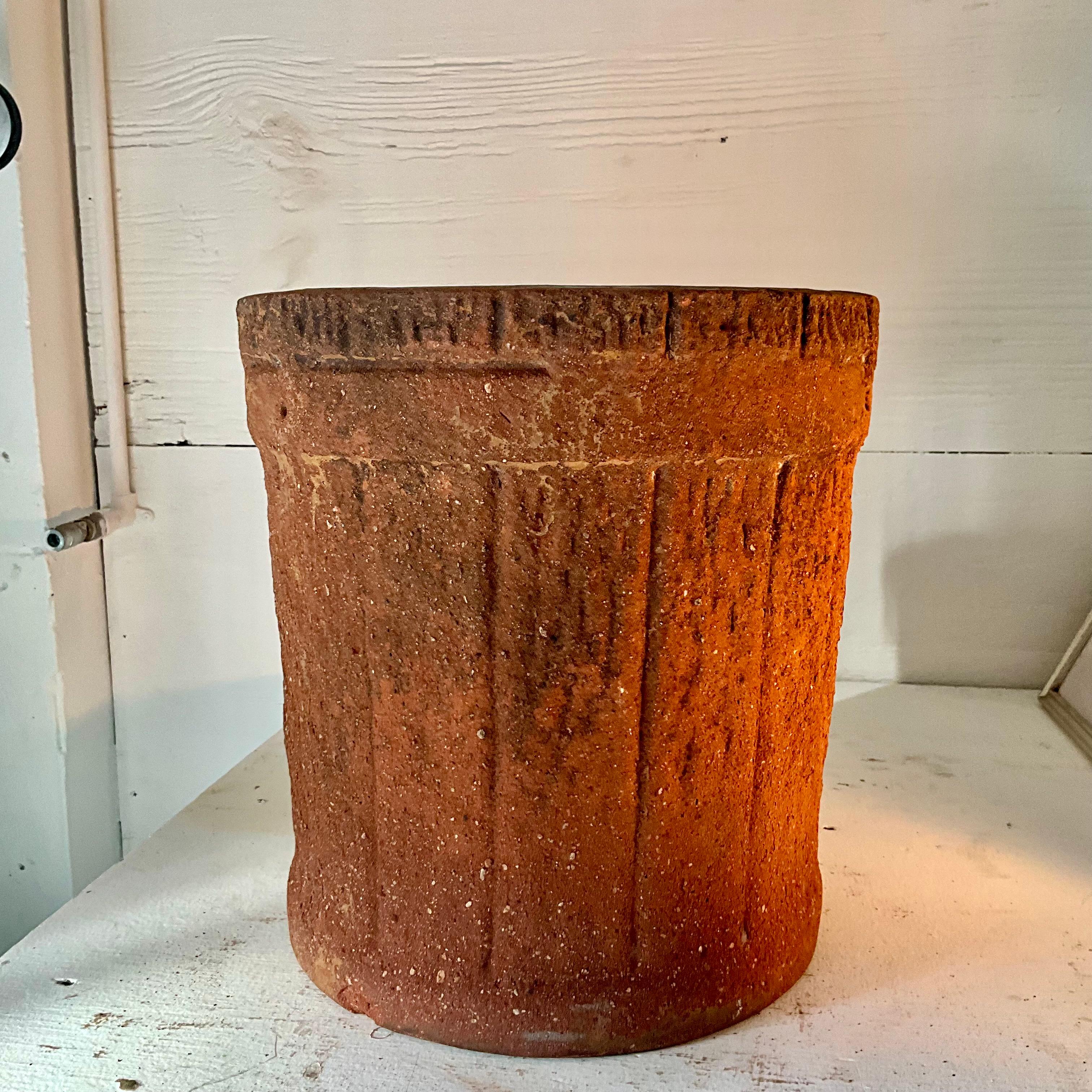 Charmante Vintage Faux Bois Terracotta Plante (Französisch) im Angebot
