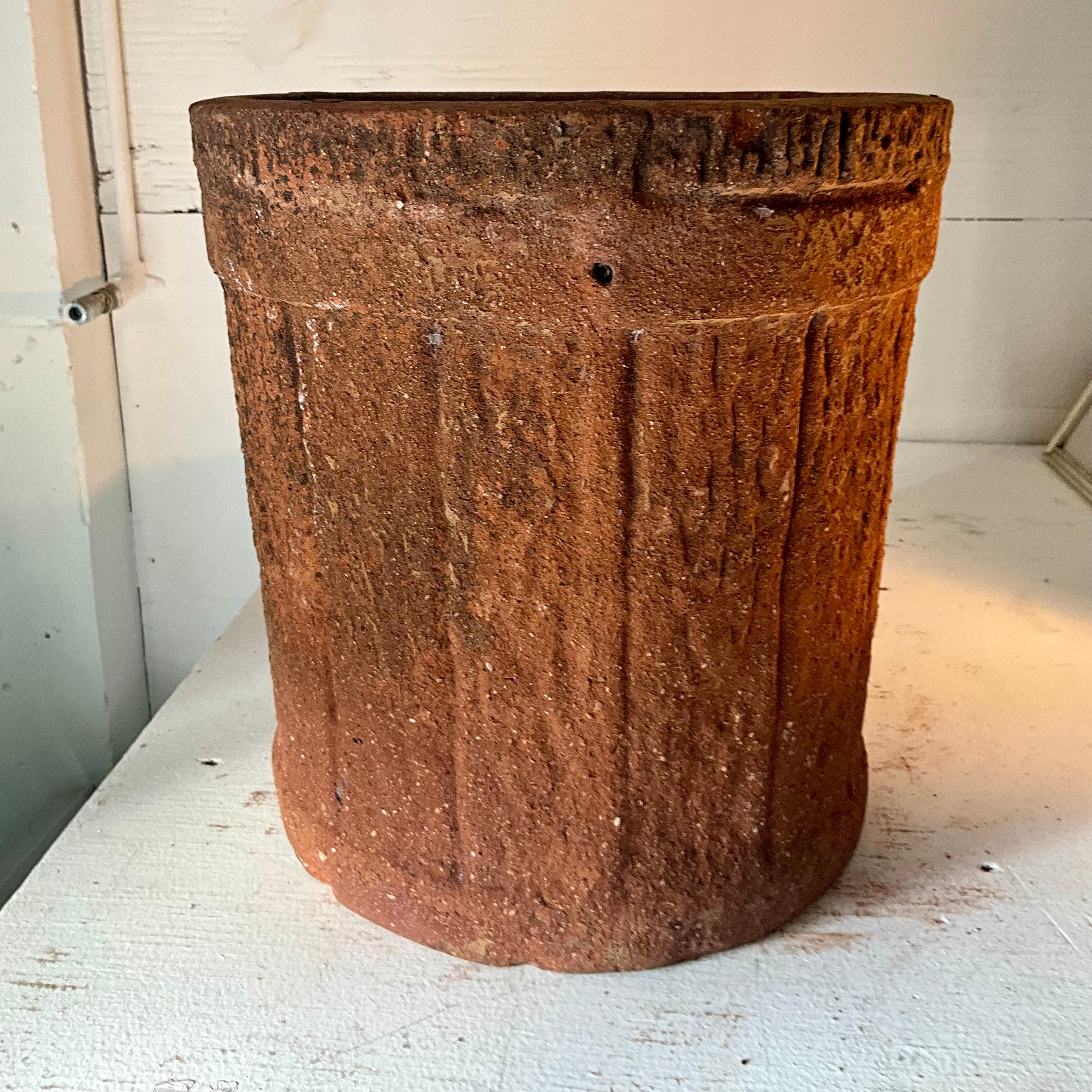 Charmante Vintage Faux Bois Terracotta Plante im Zustand „Gut“ im Angebot in West Palm Beach, US