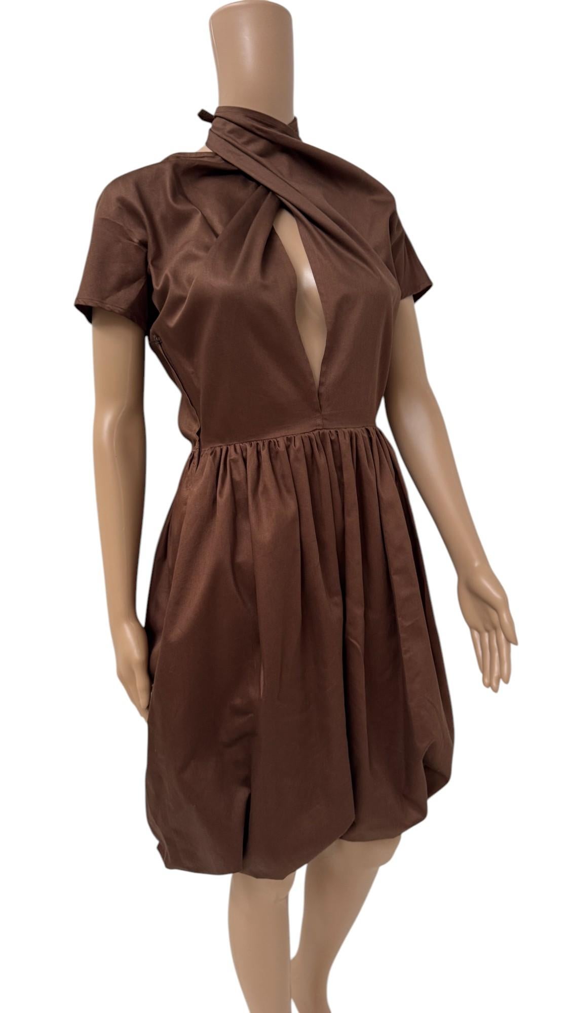 Charming Vintage Italian Balloon Dress with Bow-Back Closure (Black) im Angebot