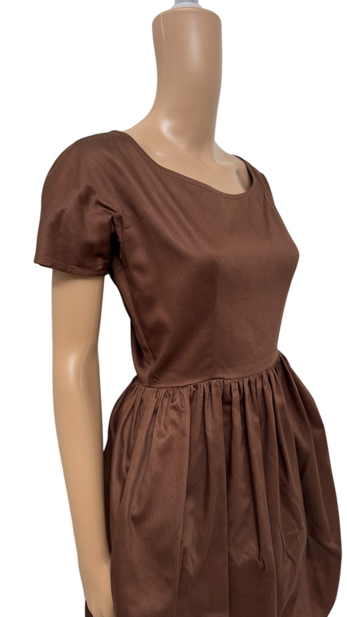 Charming Vintage Italian Balloon Dress with Bow-Back Closure im Angebot 2