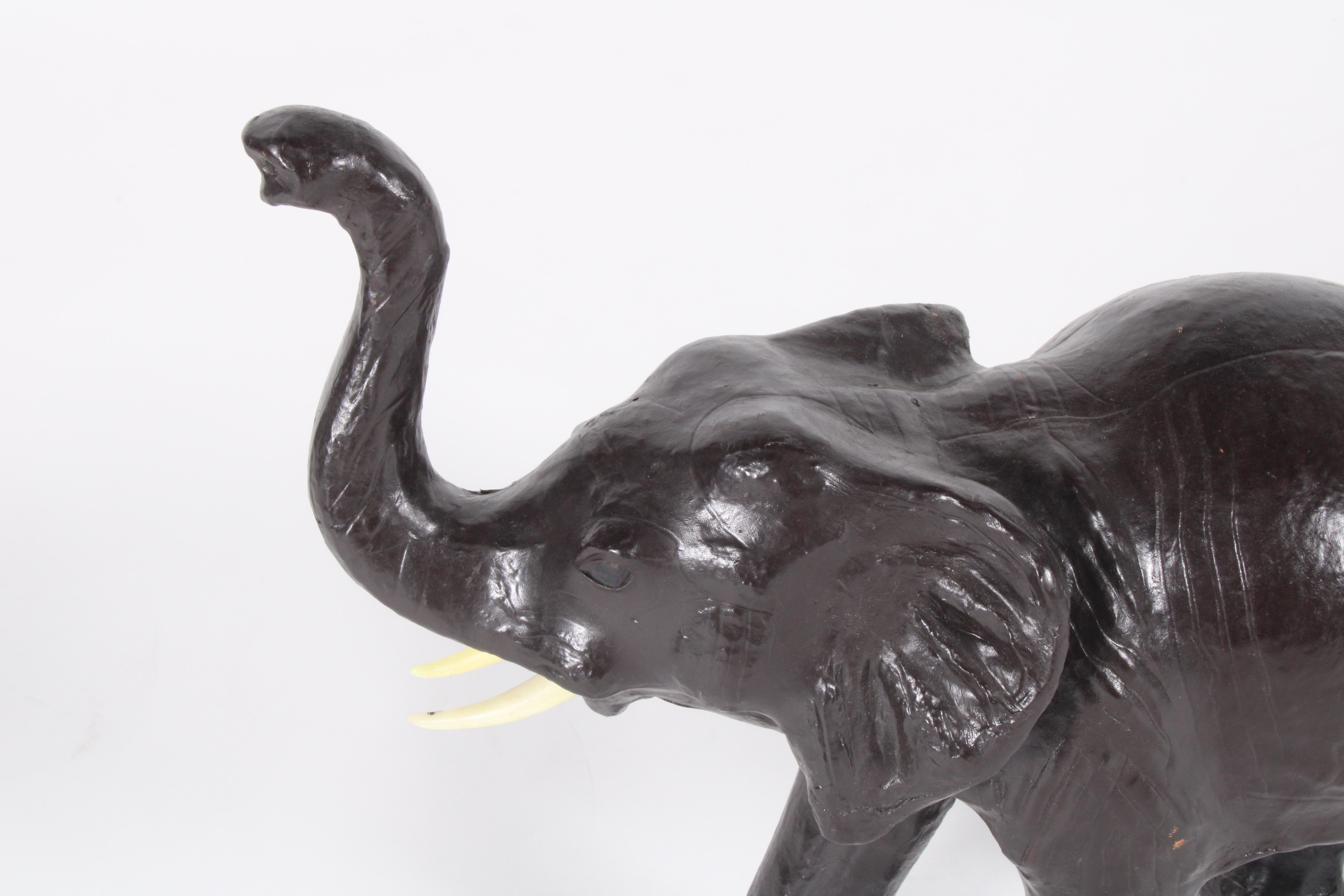 Charme Elephant Sculrpture in pelle vintage * Consegna gratuita in tutto il mondo in vendita 2