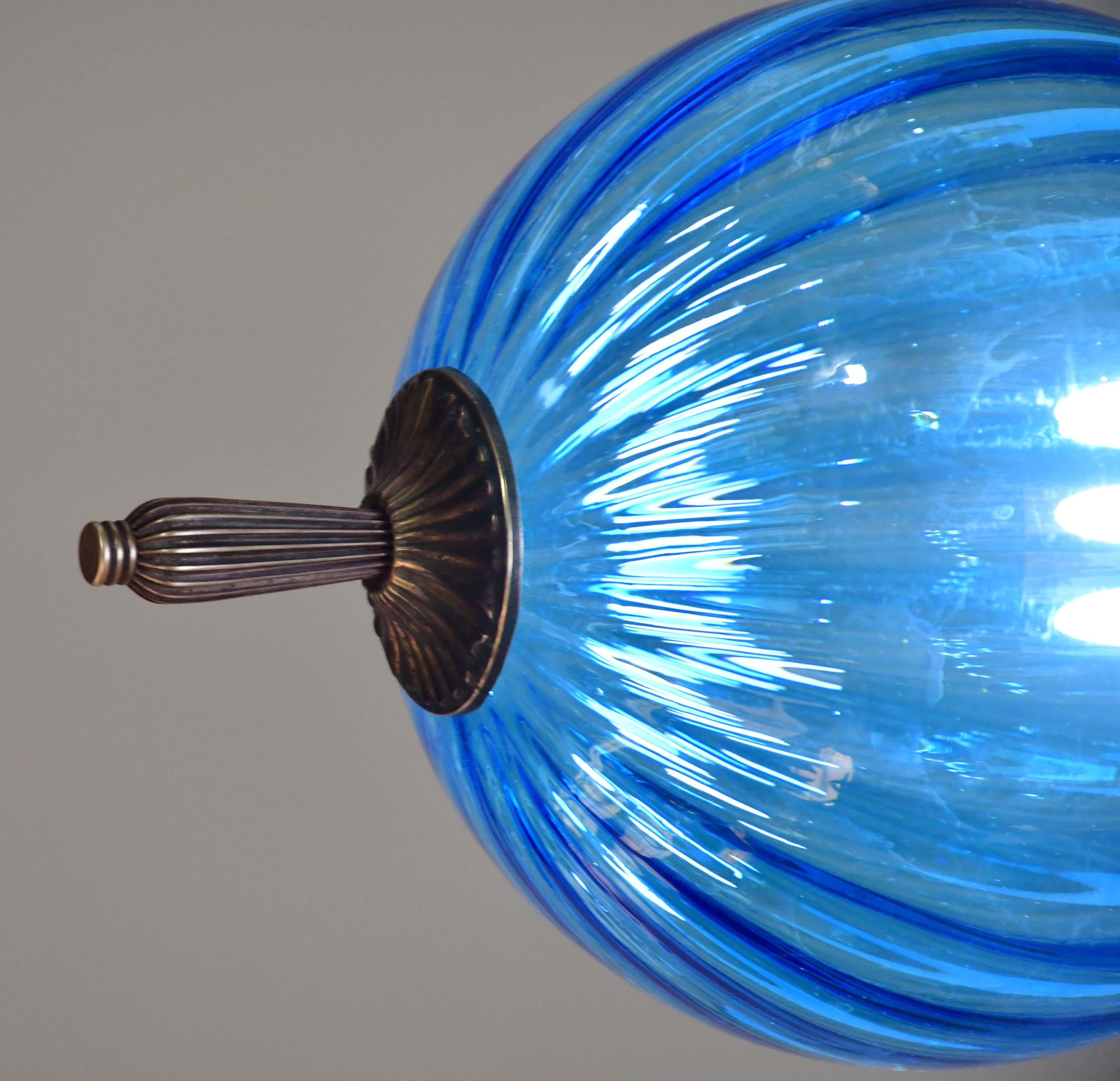 Incantevole lampada a sospensione in vetro blu di Murano d'epoca, 1960 in vendita 4
