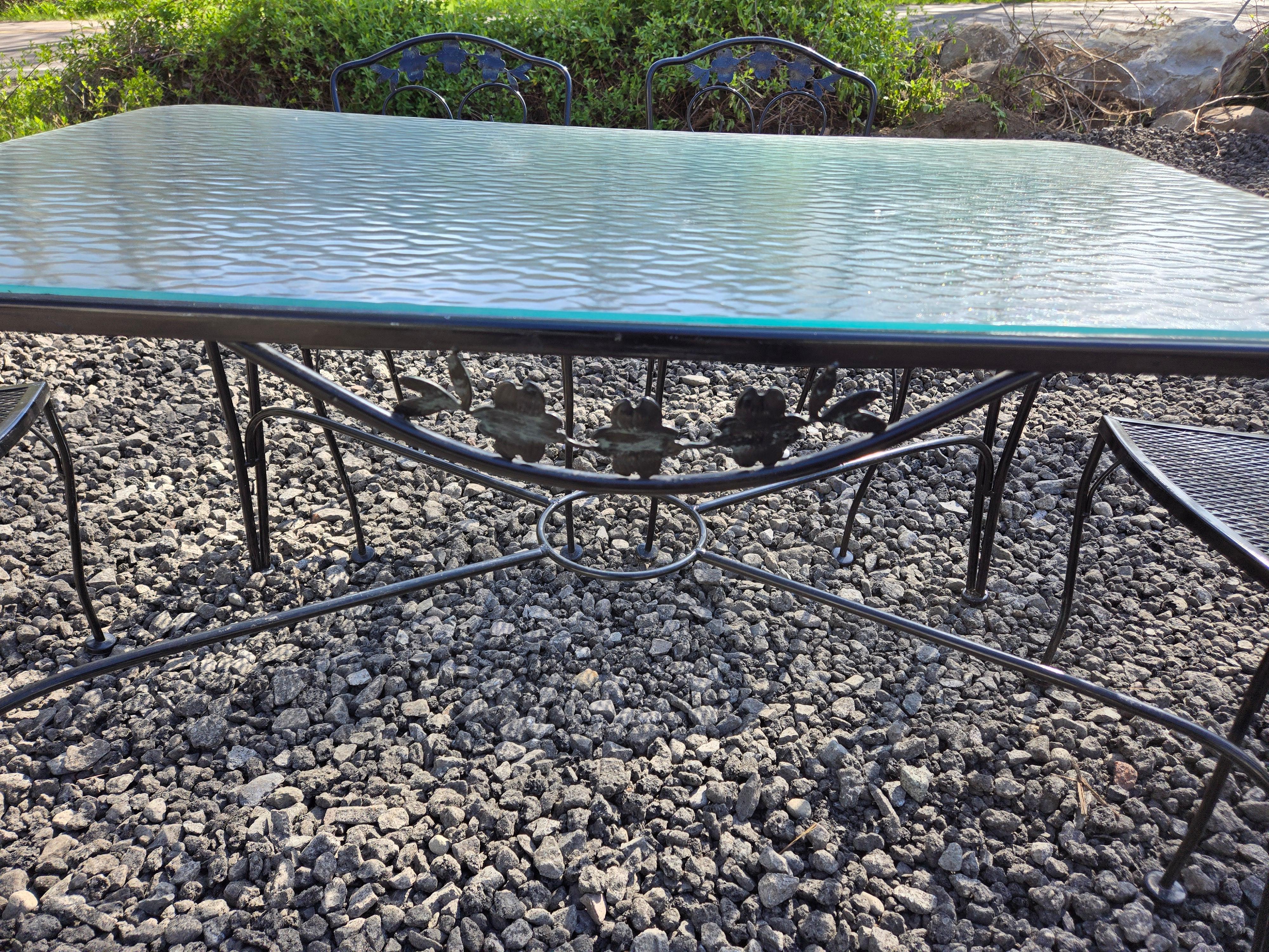 American Charming Vintage Wrought Iron Patio Seating For Sale