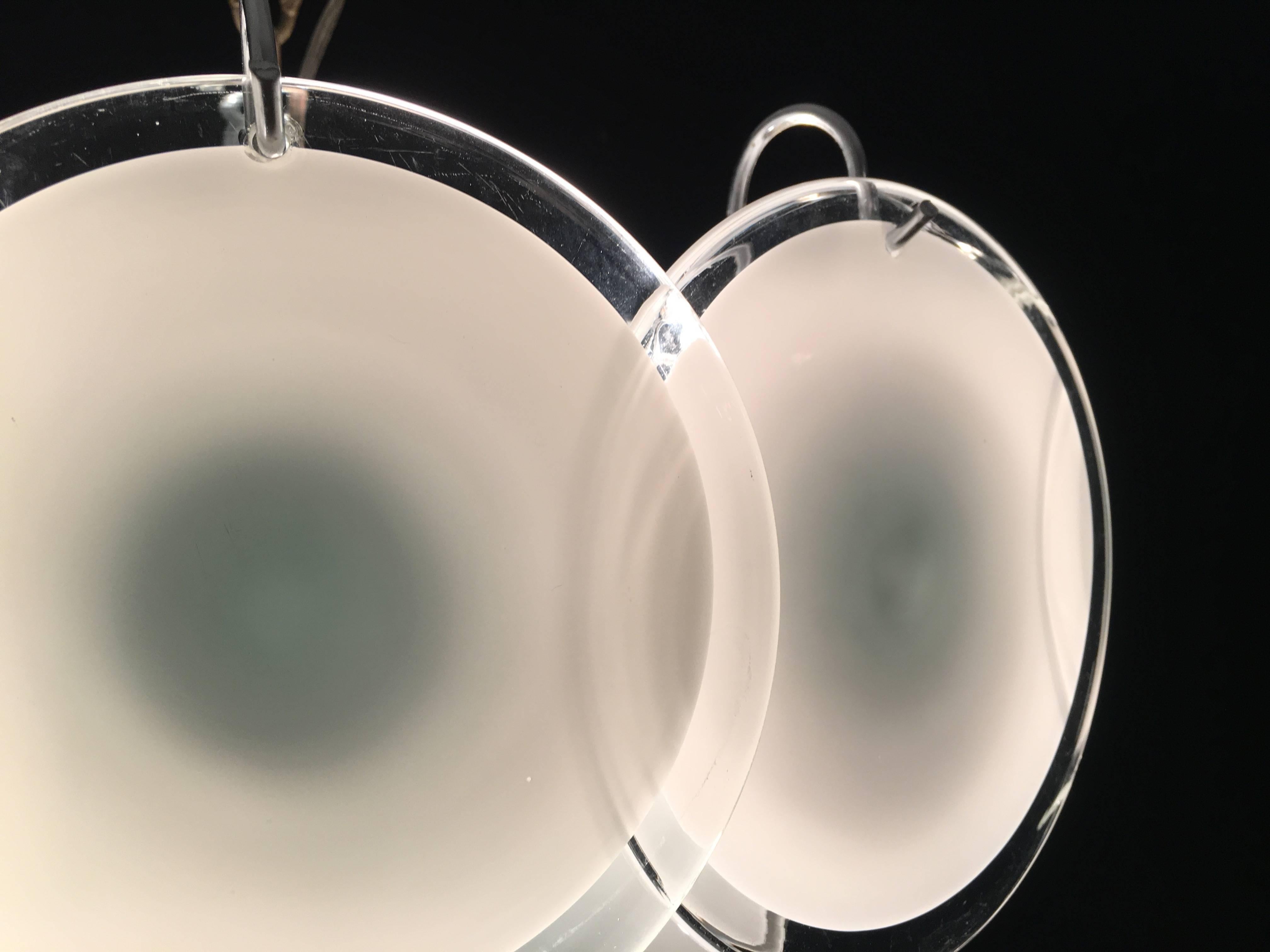 Incantevole lampadario Vistosi a disco di Murano, anni '70 In condizioni ottime in vendita a Rome, IT