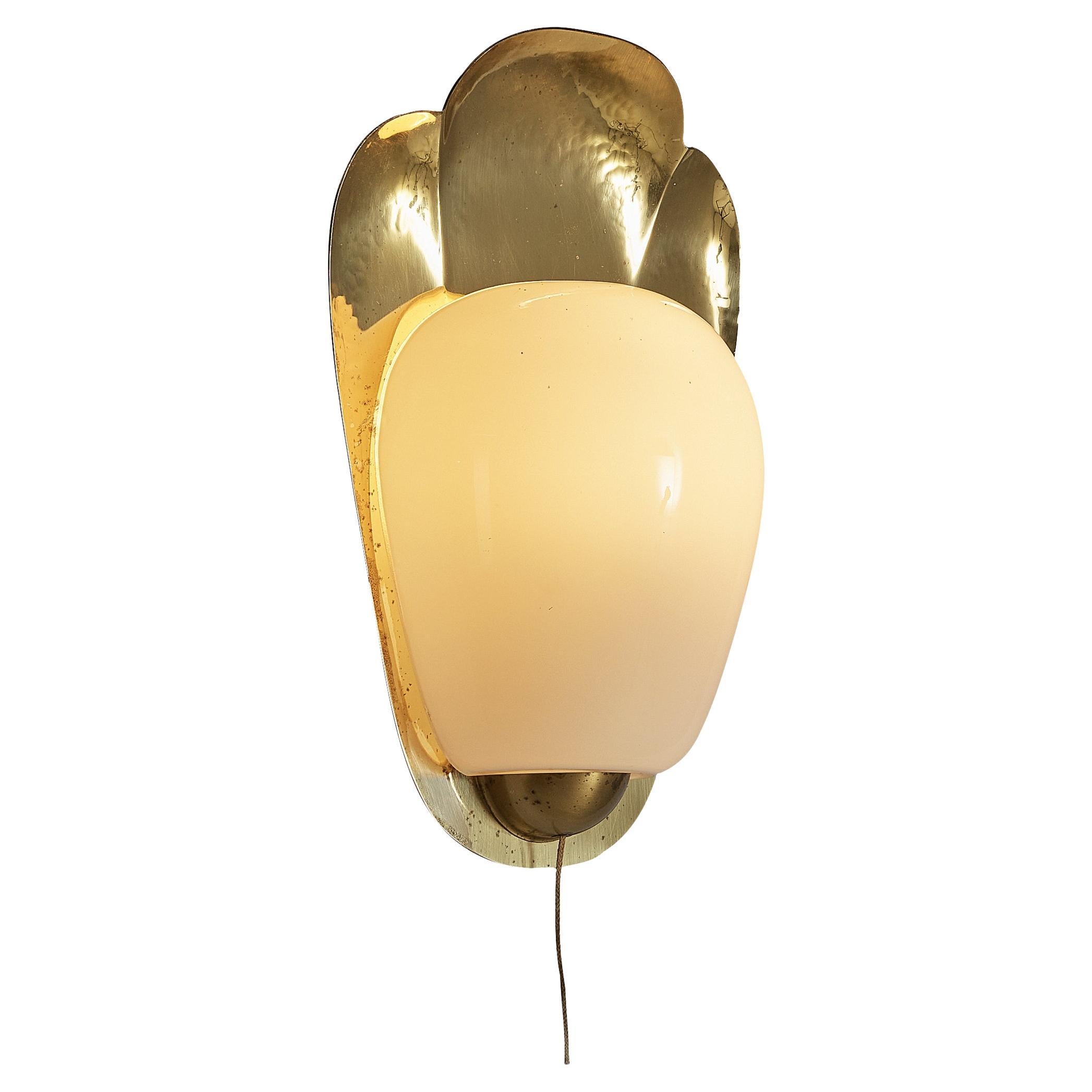 Charming Wall Light in Brass and Glass
