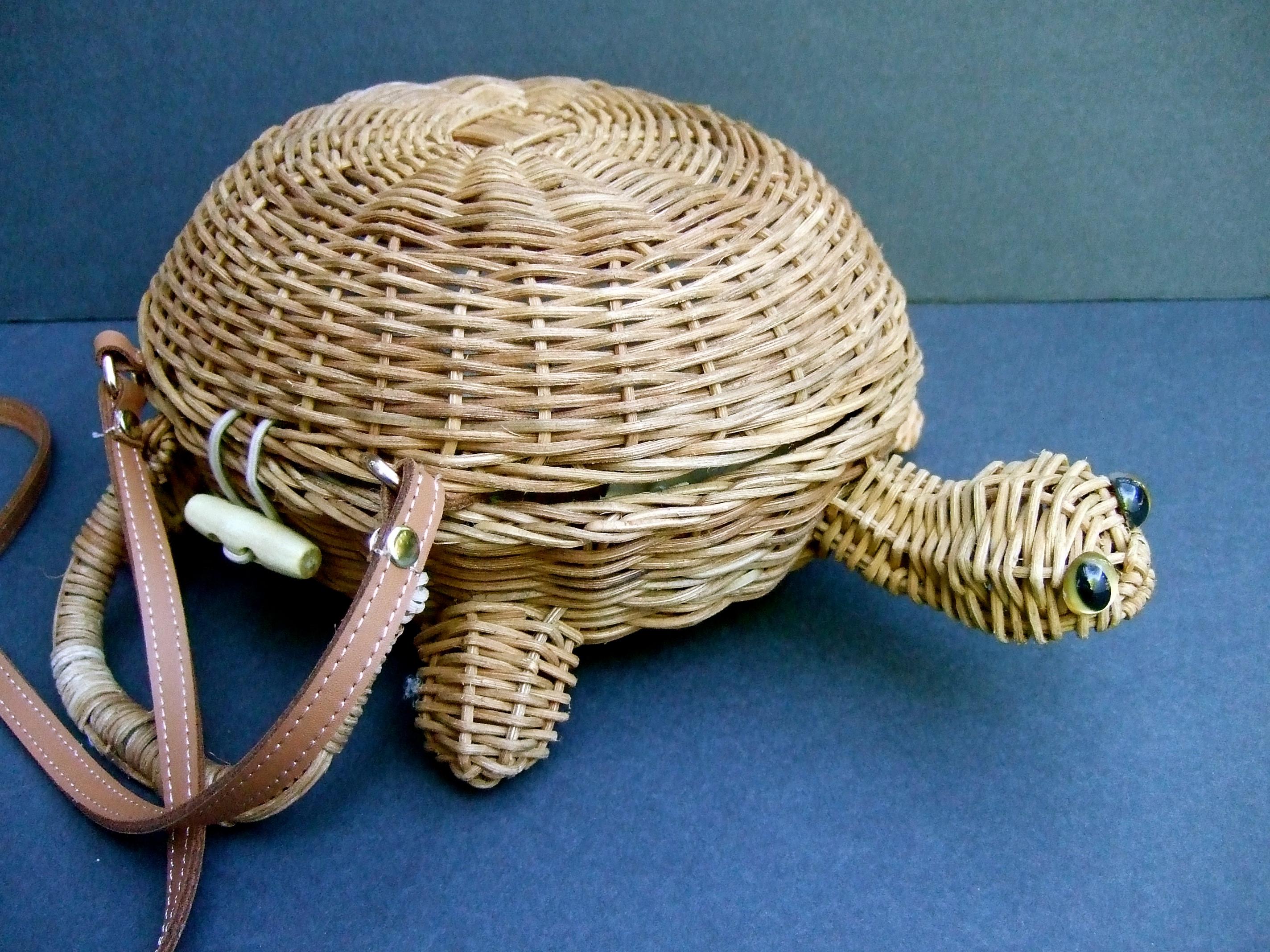 Beige Charming Woven Wicker Turtle Design Versatile Handbag - Shoulder Bag c 1990s
