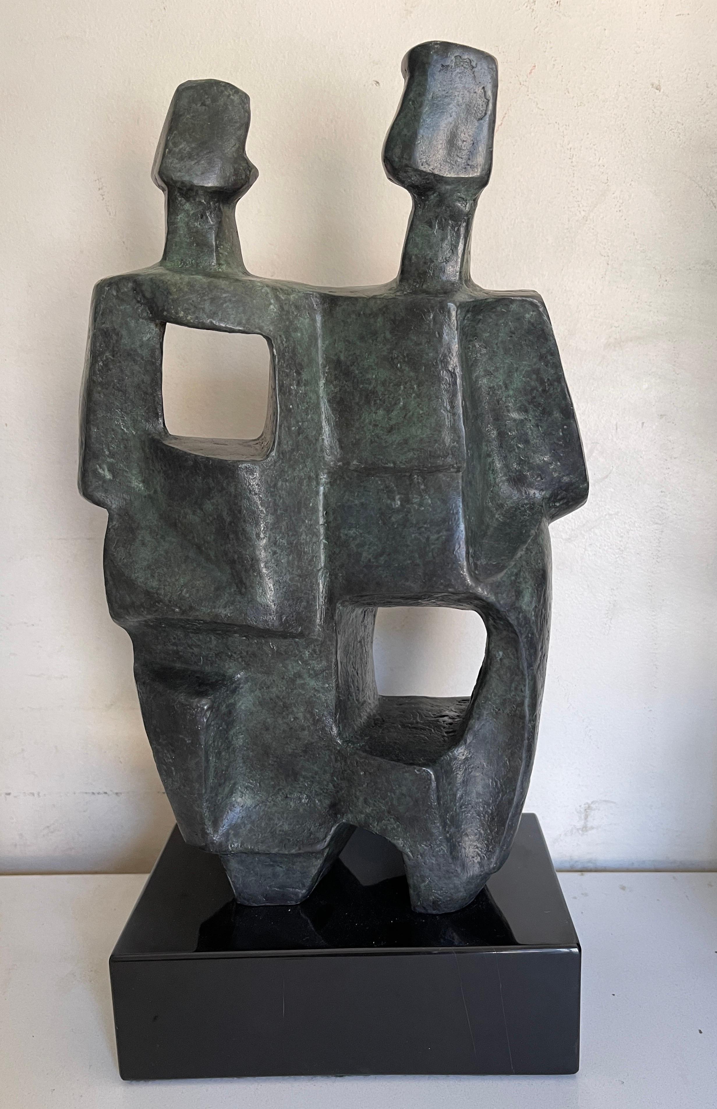 Kubistisches Paar – Sculpture von Charna Rickey
