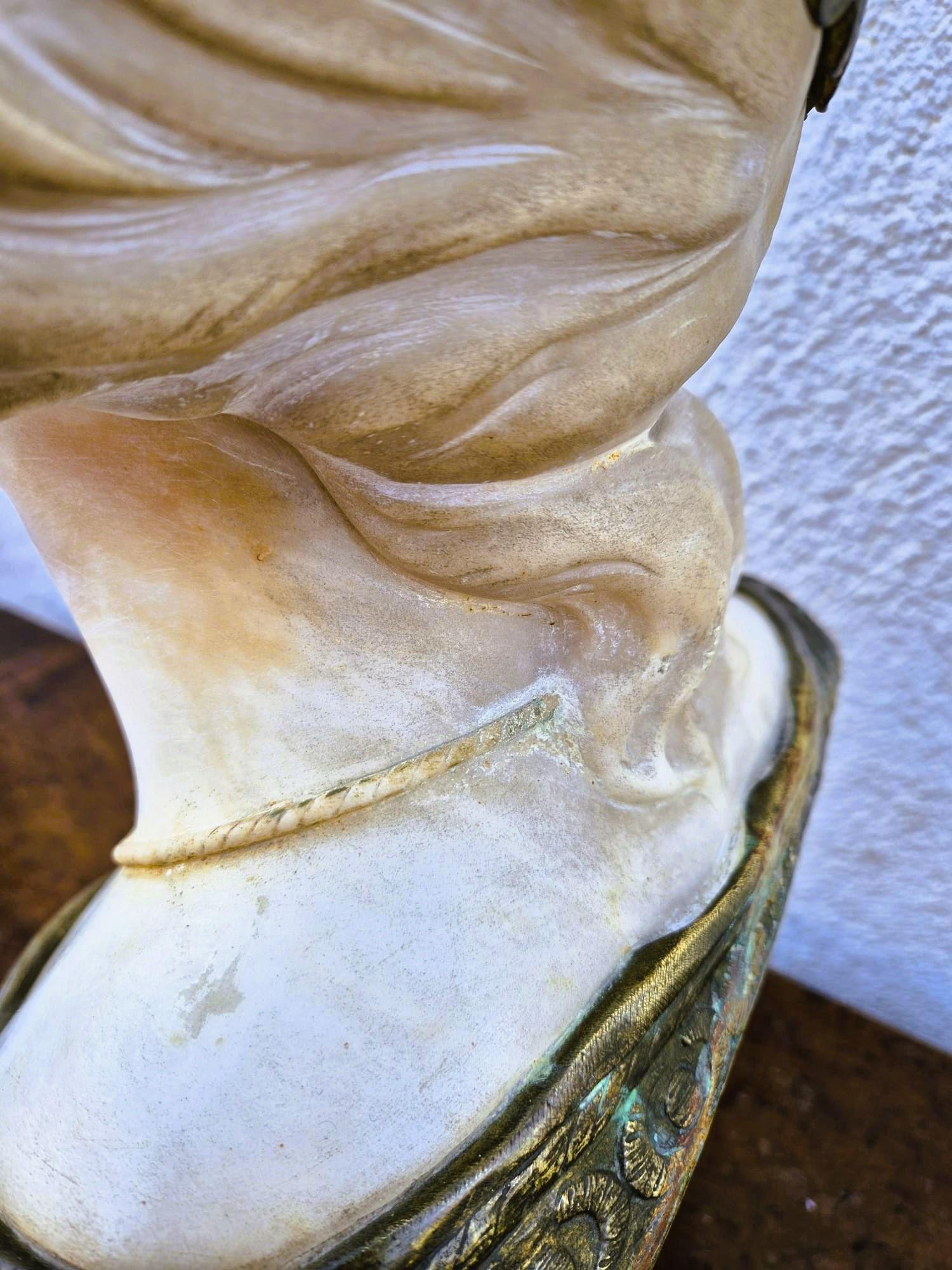 Charny, Bust Of An Oriental Woman In Marble, Late 19th-early 20th Century For Sale 2