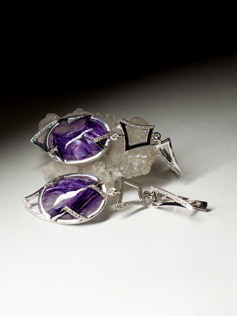 Charoite Diamond White Gold Earrings Dangle Art Deco Style Purple Gemstone In New Condition For Sale In Berlin, DE