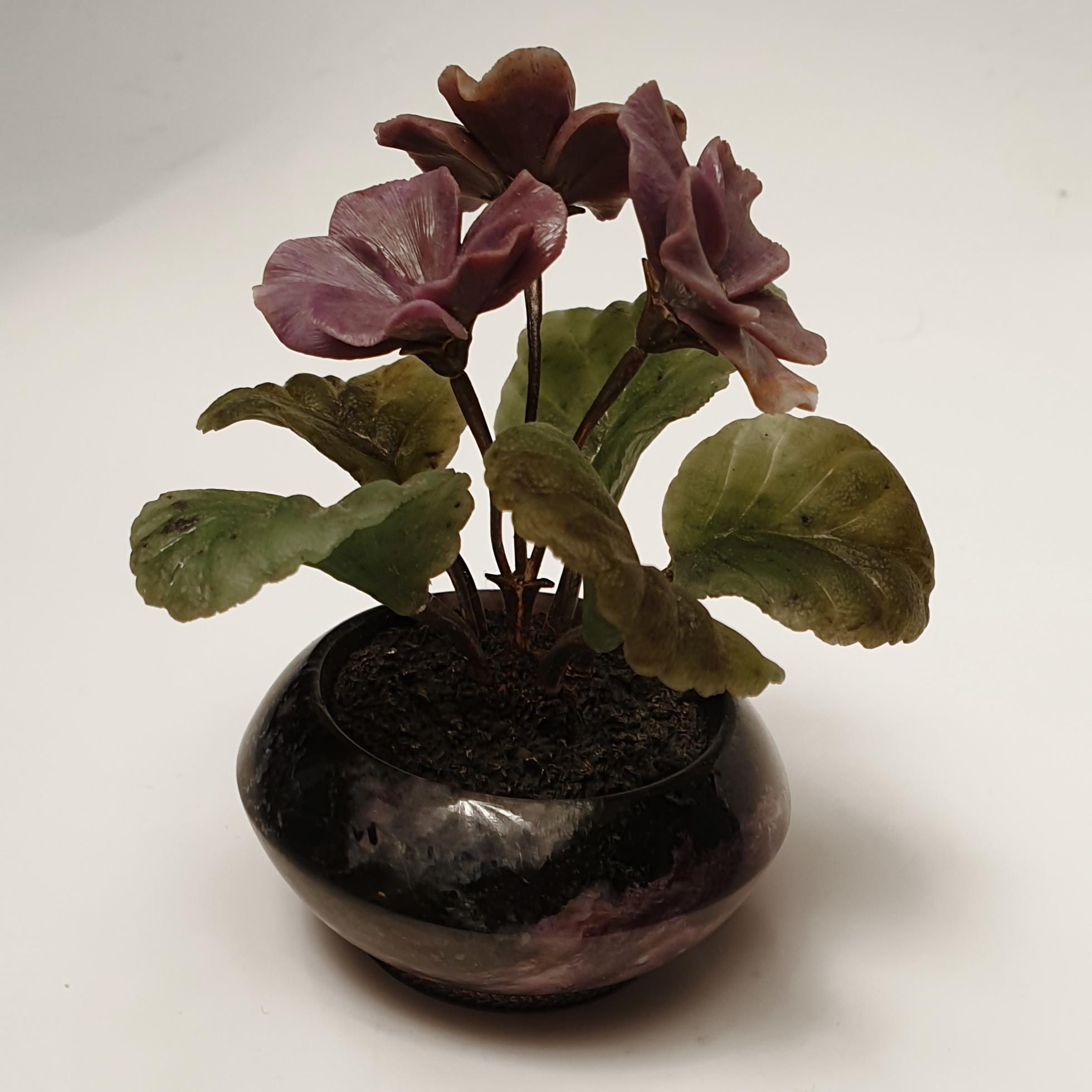 Charoite Jade Carved Violets Figurine In New Condition For Sale In Baden-Baden, DE