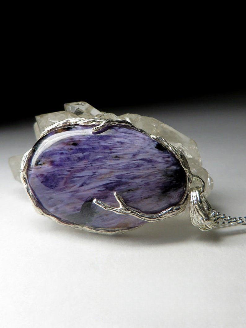 Charoite necklace silver Natural Purple Gemstone Vintage Unisex Jewelry In New Condition For Sale In Berlin, DE