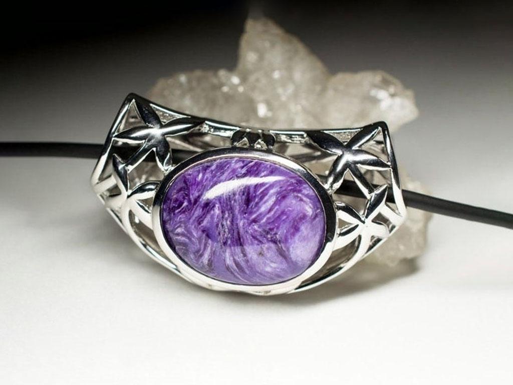 Ciondolo in argento di Charoite, gemma viola naturale, regalo di gioielli unisex di qualità in vendita 5