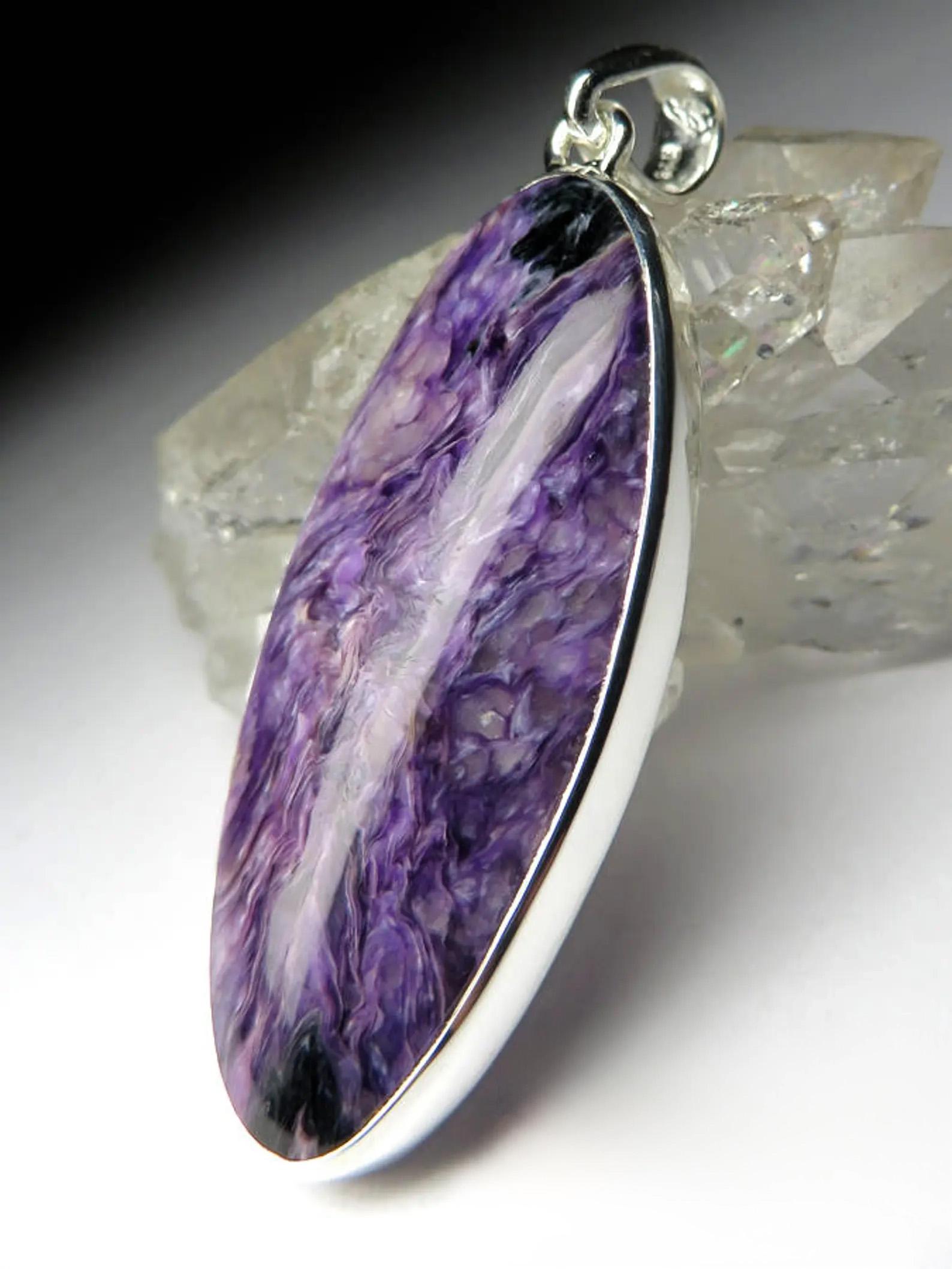 Artigiano Ciondolo d'argento Charoite Royal Purple Flower Patterned Oval Natural Gemstone regalo in vendita