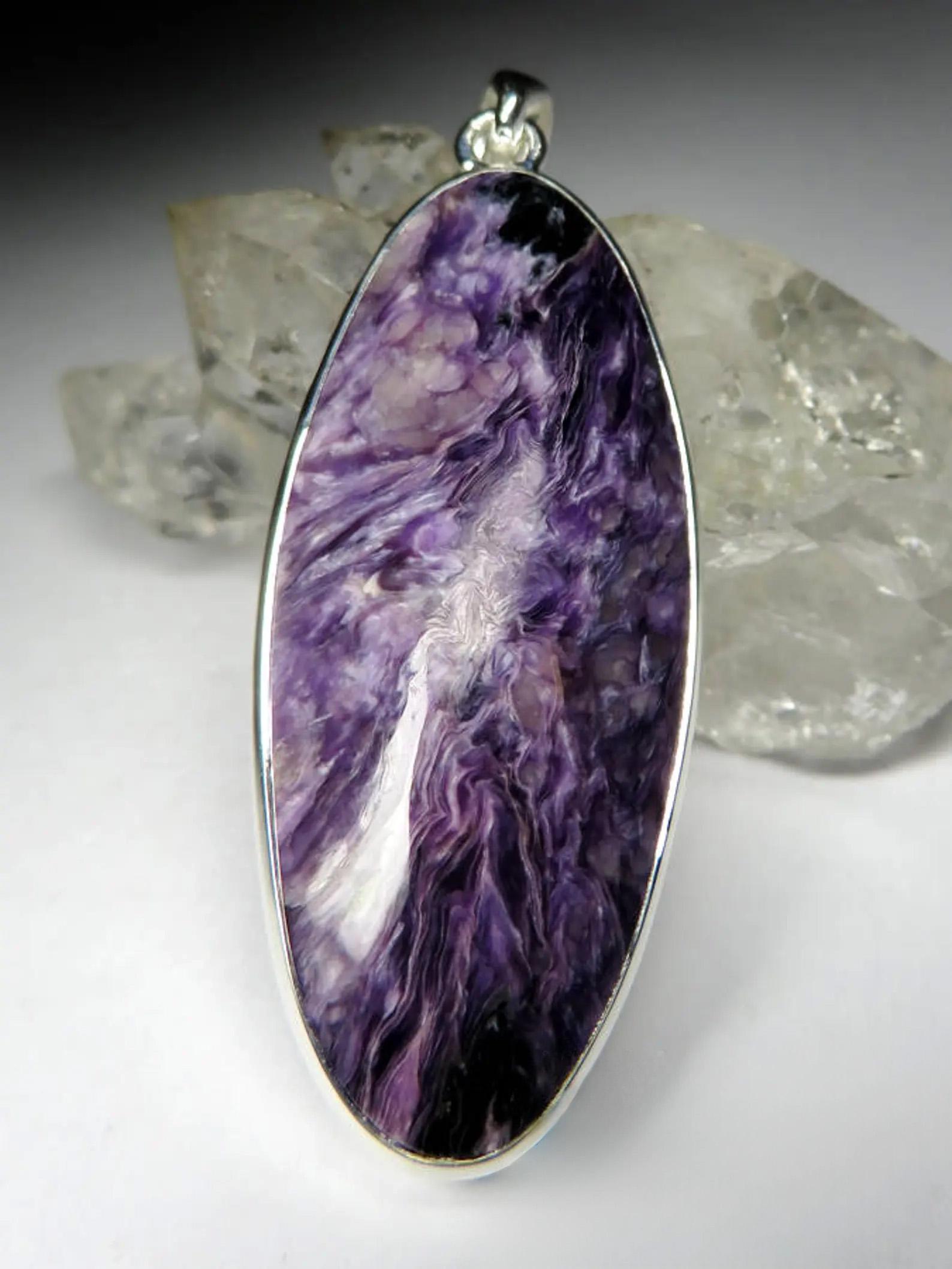 Cabochon Ciondolo d'argento Charoite Royal Purple Flower Patterned Oval Natural Gemstone regalo in vendita