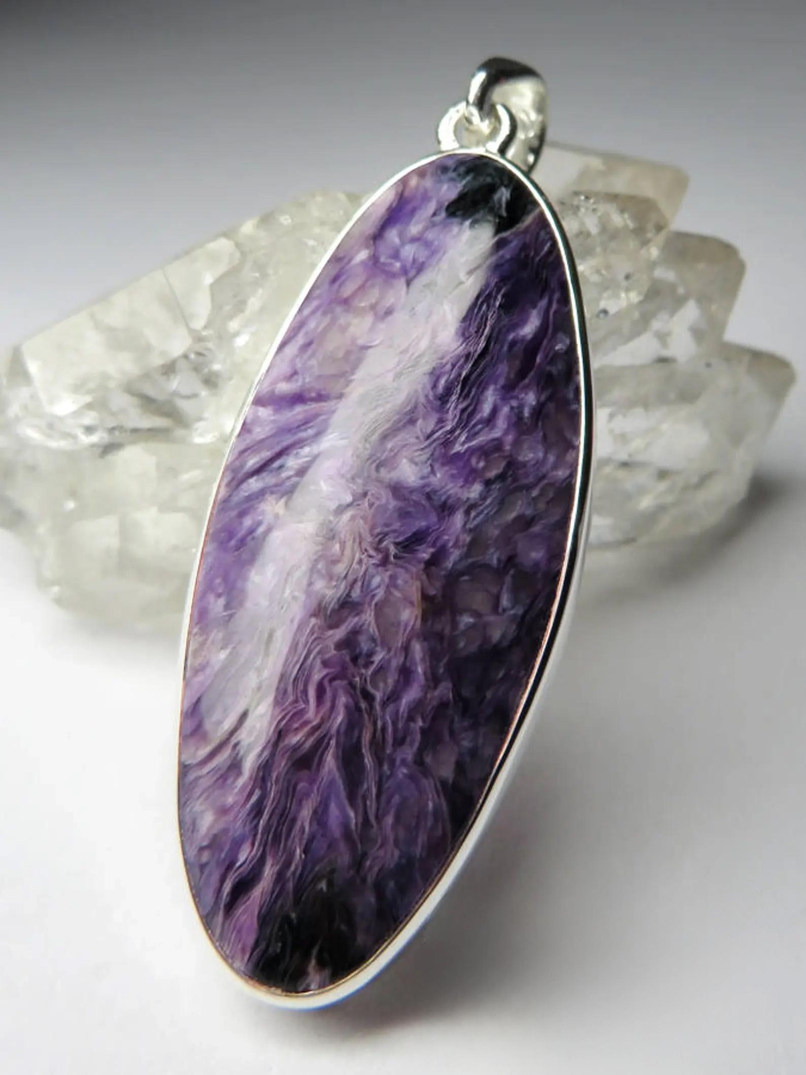 Ciondolo d'argento Charoite Royal Purple Flower Patterned Oval Natural Gemstone regalo In condizioni Nuovo in vendita a Berlin, DE