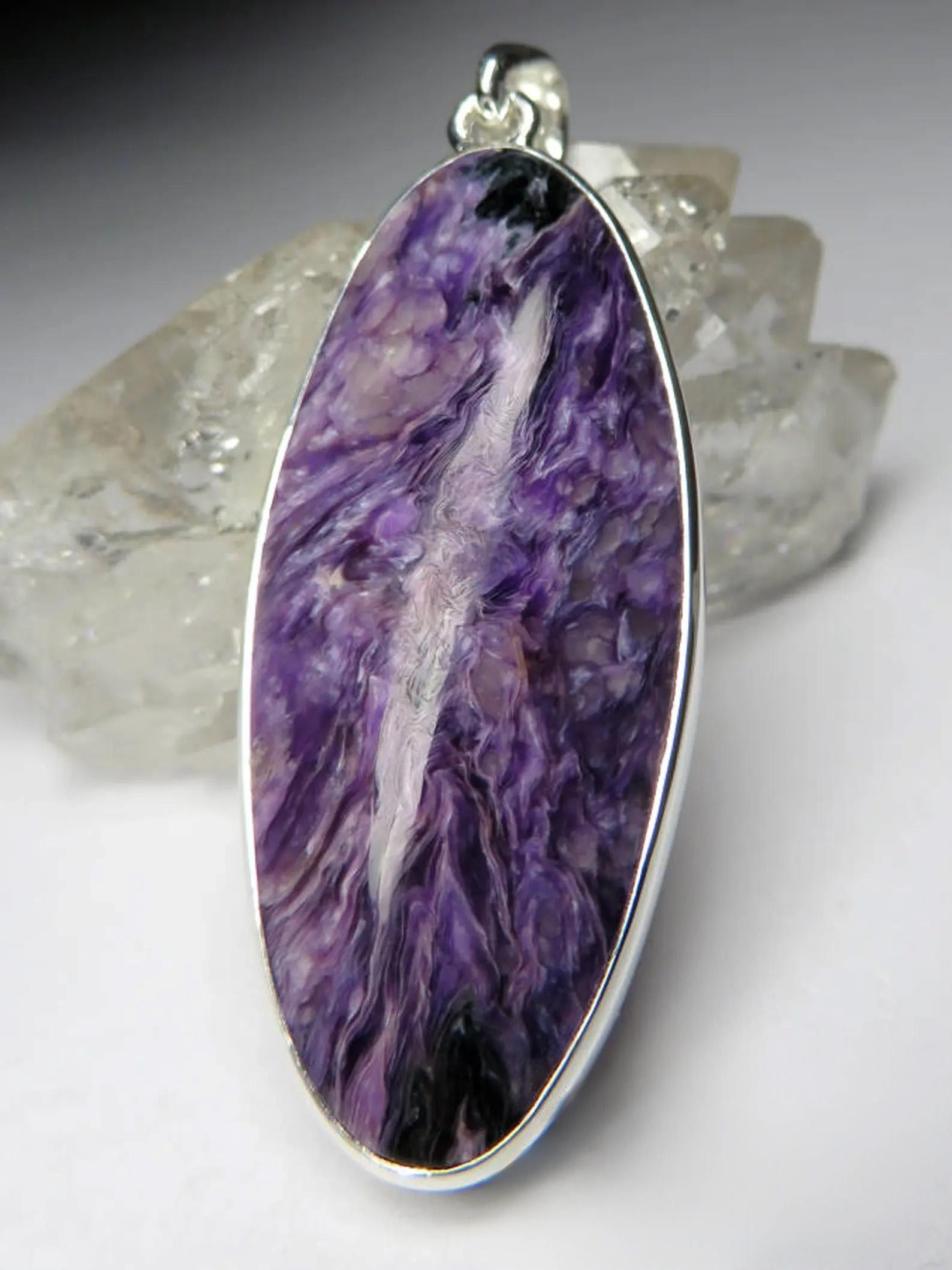 Ciondolo d'argento Charoite Royal Purple Flower Patterned Oval Natural Gemstone regalo in vendita 2