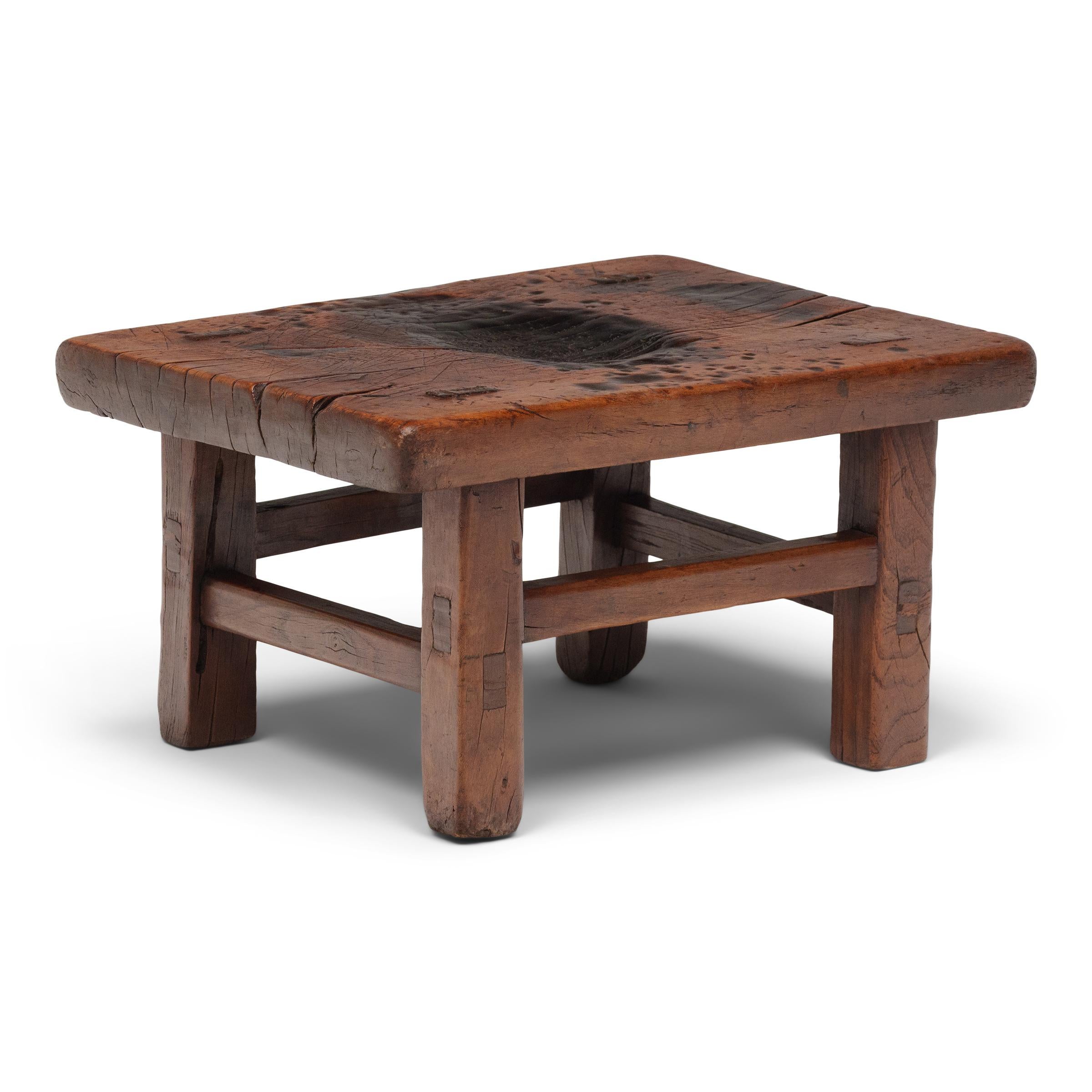 Charred chinesischer Küchenhocker, um 1850 (Qing-Dynastie) im Angebot